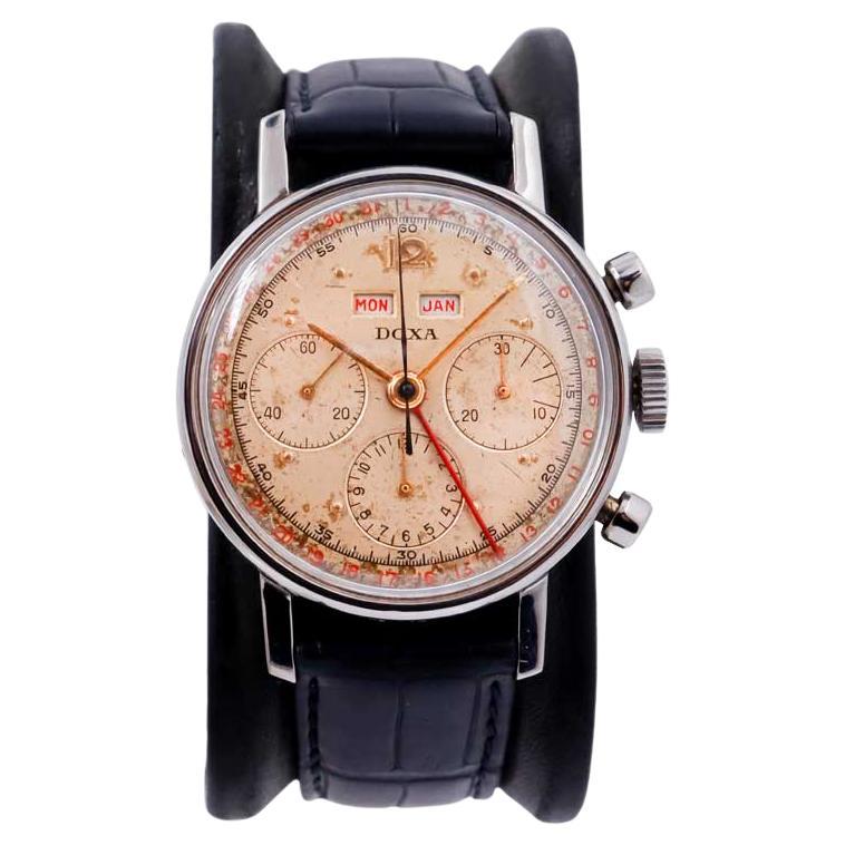 Doxa Steel High Grade Triple Date Calendar Watch with Original Dial, circa 1940s For Sale