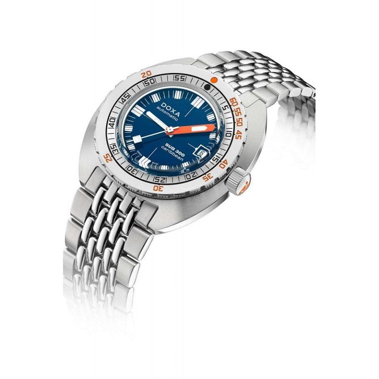 In 1967, DOXA launched the revolutionary SUB concept, considered to be the first truly purpose-designed diver’s watch accessible to a broader public. The radical innovations it introduced at the time soon made it the benchmark for professionals,