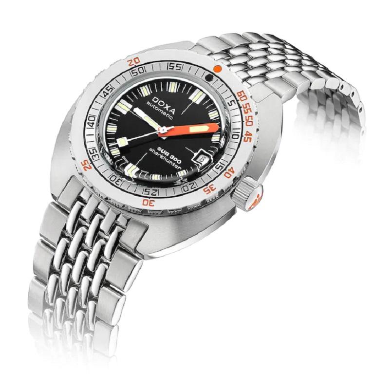 In 1967, DOXA launched the revolutionary SUB concept, considered to be the first truly purpose-designed diver’s watch accessible to a broader public. The radical innovations it introduced at the time soon made it the benchmark for professionals,