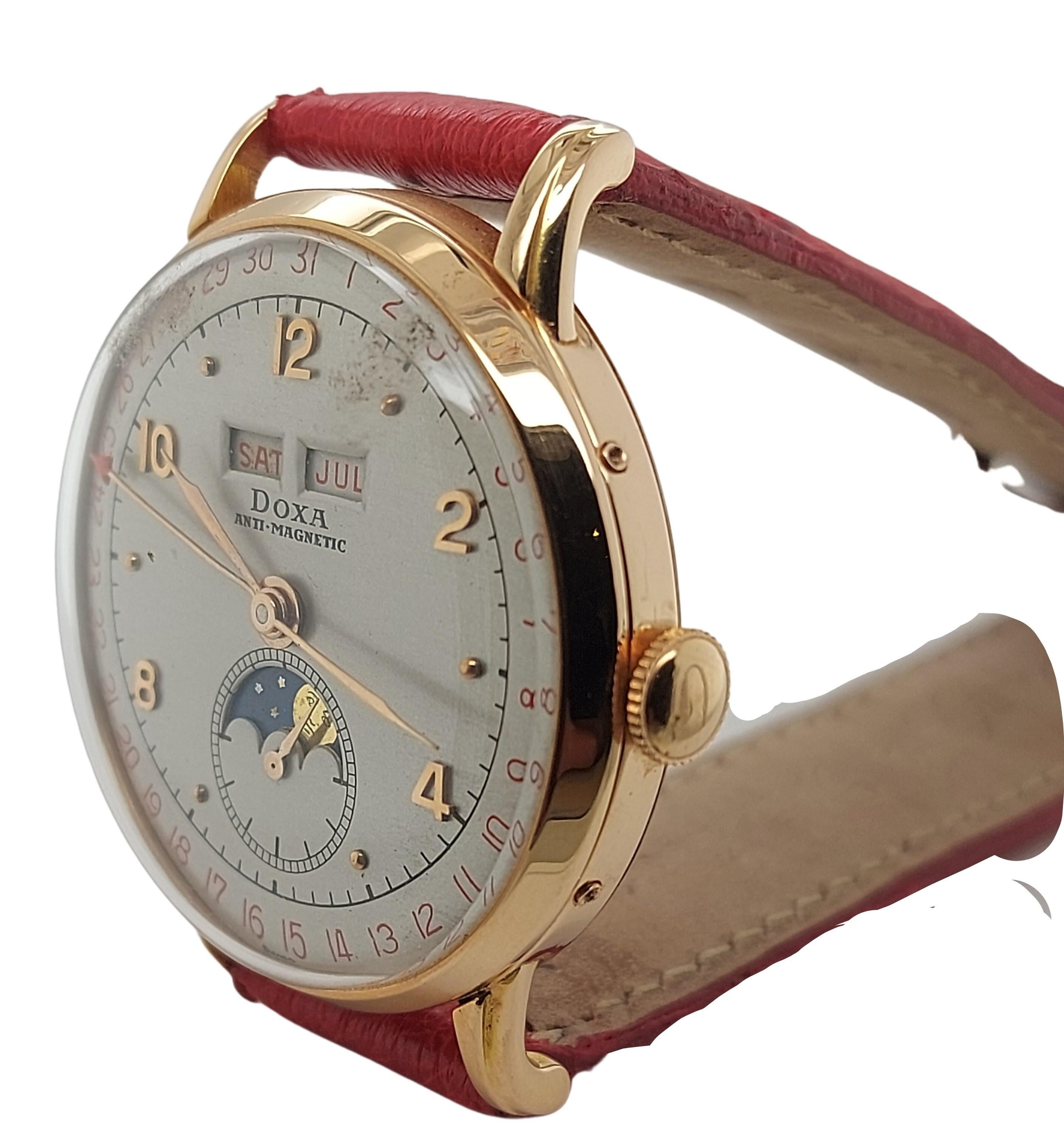 Doxa Triple Kalender Mondphase Armbanduhr, 18kt Gelbgold Gehäuse Anti Magnetic für Damen oder Herren im Angebot