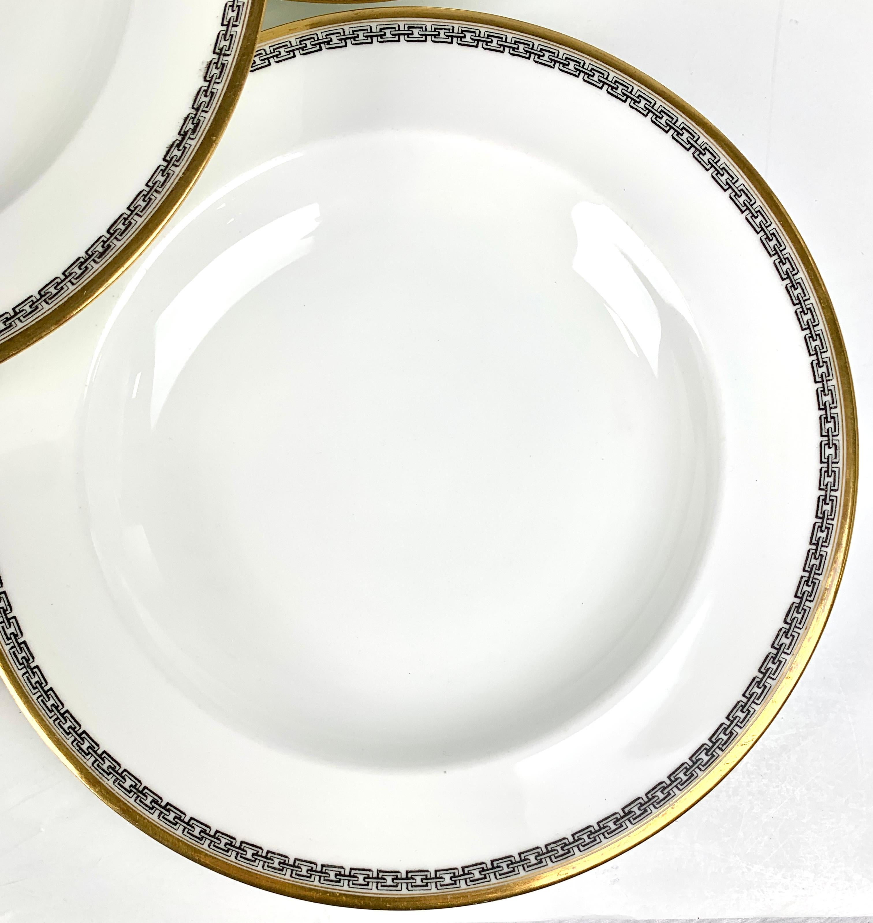 Anglais Plats à soupe en porcelaine de Minton, Angleterre, vers 1860 en vente