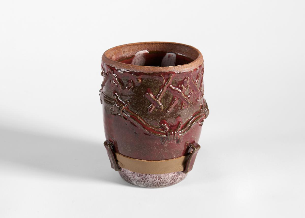 Dozer 'Né Jeremy Priola', Held Down, Glazed Ceramic Vase, United States, 2022 In Excellent Condition For Sale In New York, NY