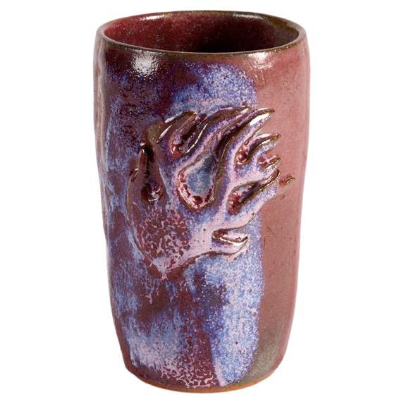 Dozer (geb. Jeremy Priola), Zerrissene, glasierte Keramikvase, Vereinigte Staaten, 2022