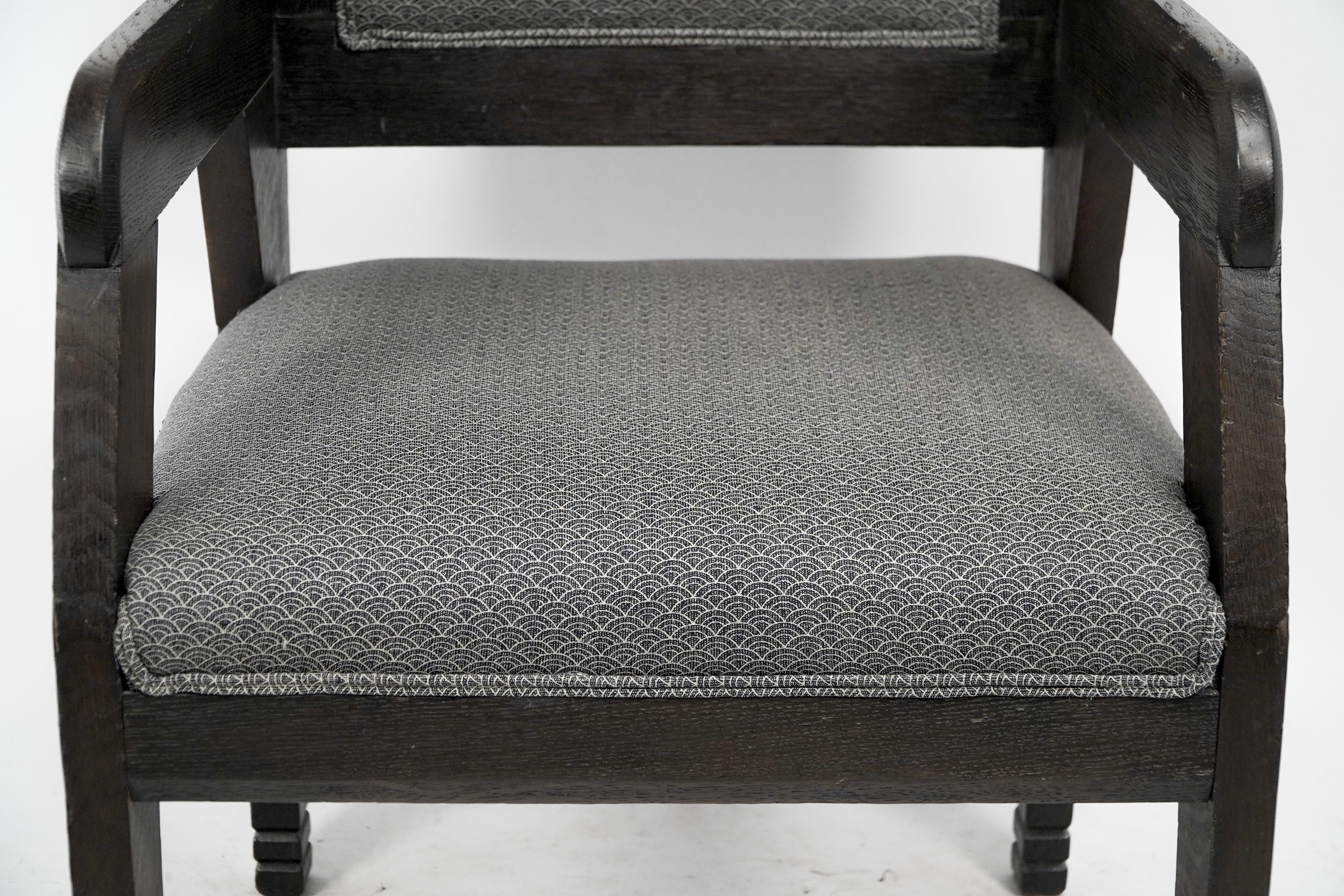 Dr C Dresser estilo de. Un sillón ebonizado de estilo anglojaponés en venta 9