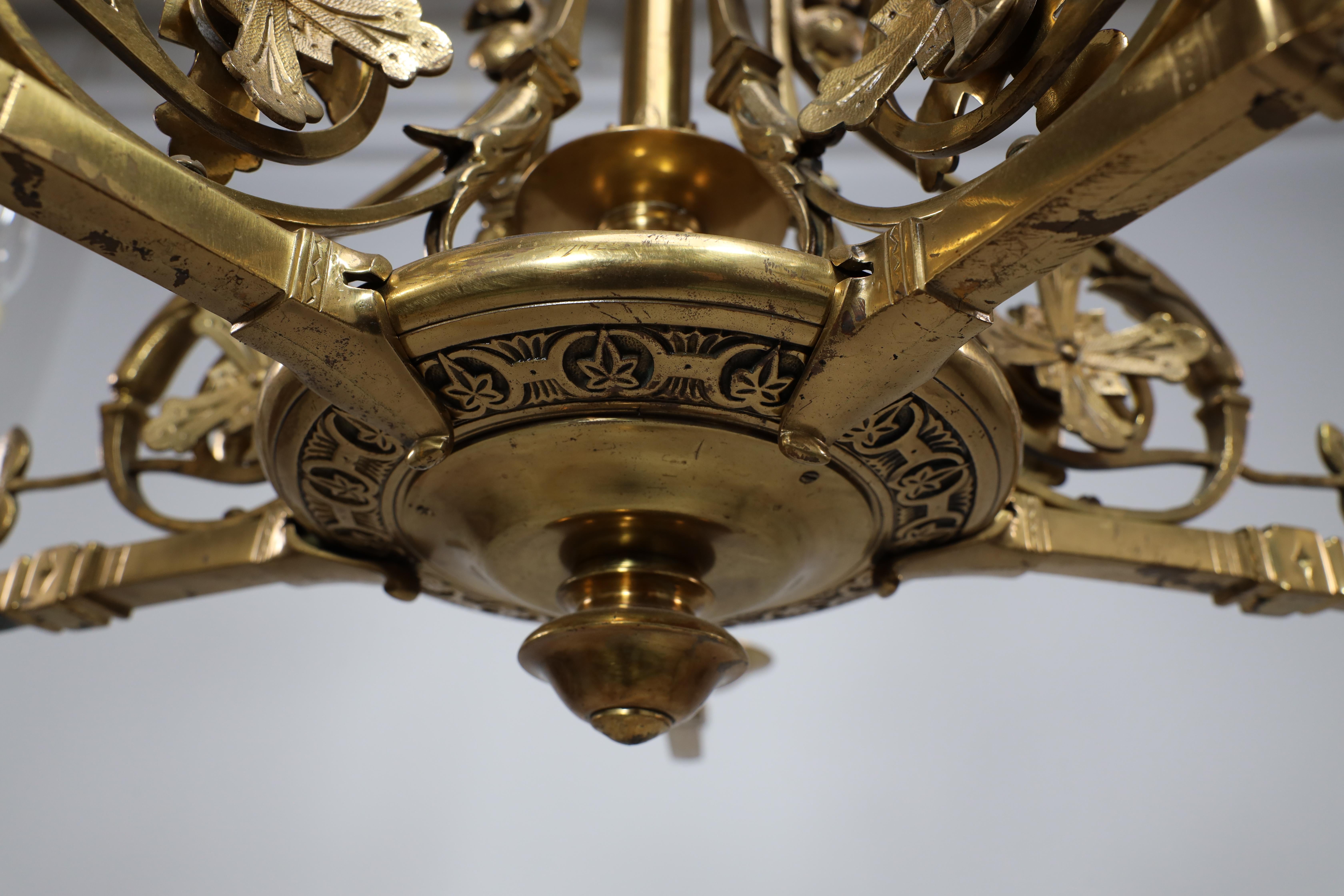 Dr. Christopher Dresser (modo). Lampadario a cinque bracci in ottone dell'Aesthetic Movement in vendita 12