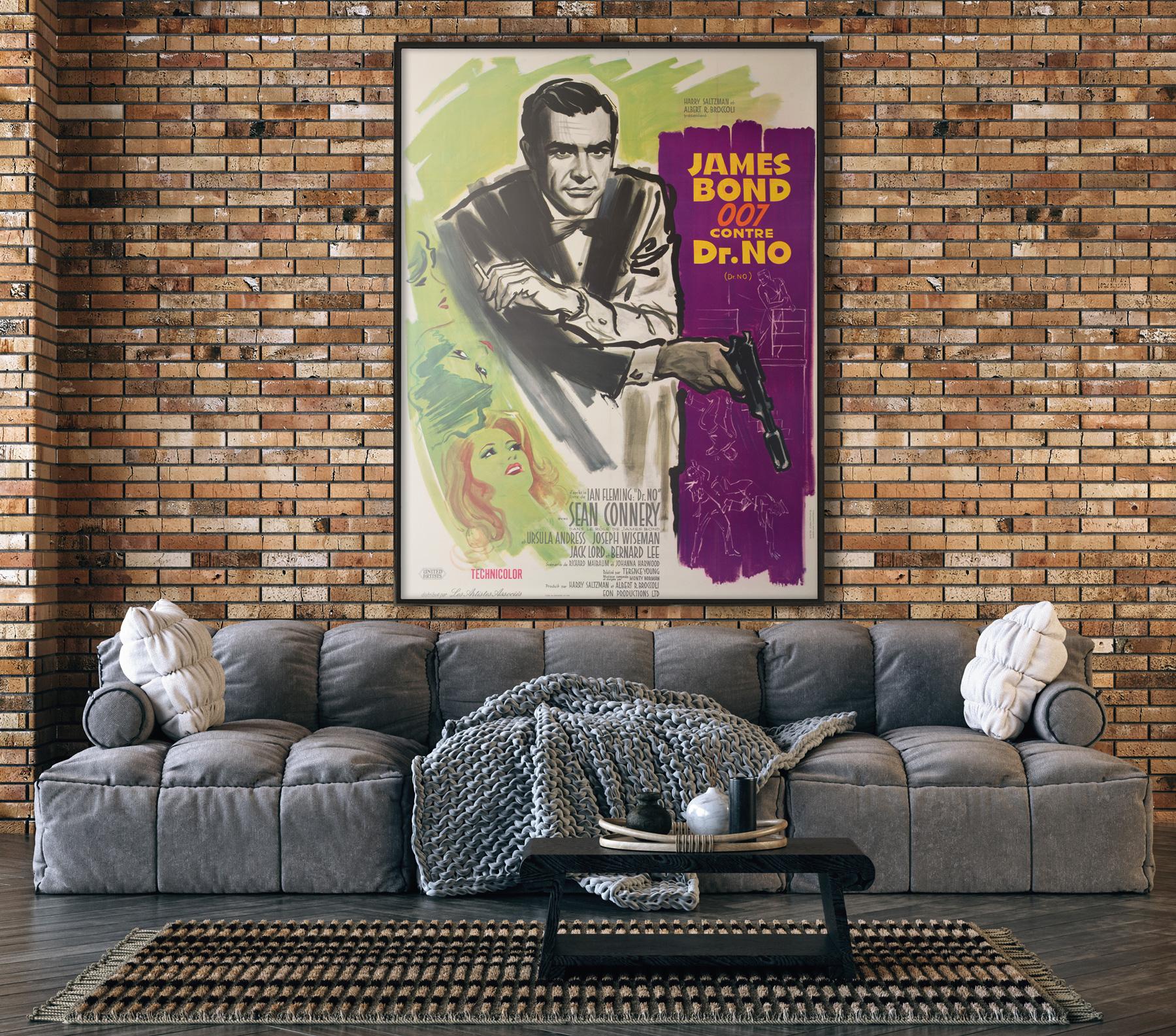 Magnifique Grande française de la première année de sortie pour le premier, et peut-être le meilleur des films d'action et d'aventure de James Bond, Dr No. Nous adorons le design de Boris Grinsson, unique pour ce titre.

Boris Artistics (1907 -
