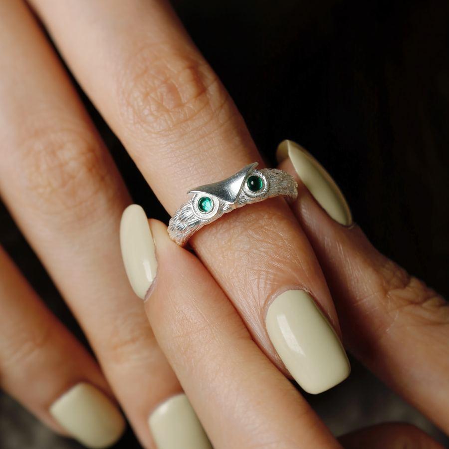 Dr. Owl Emerald Eye Band 18K Yellow Gold Open Ring For Sale 1