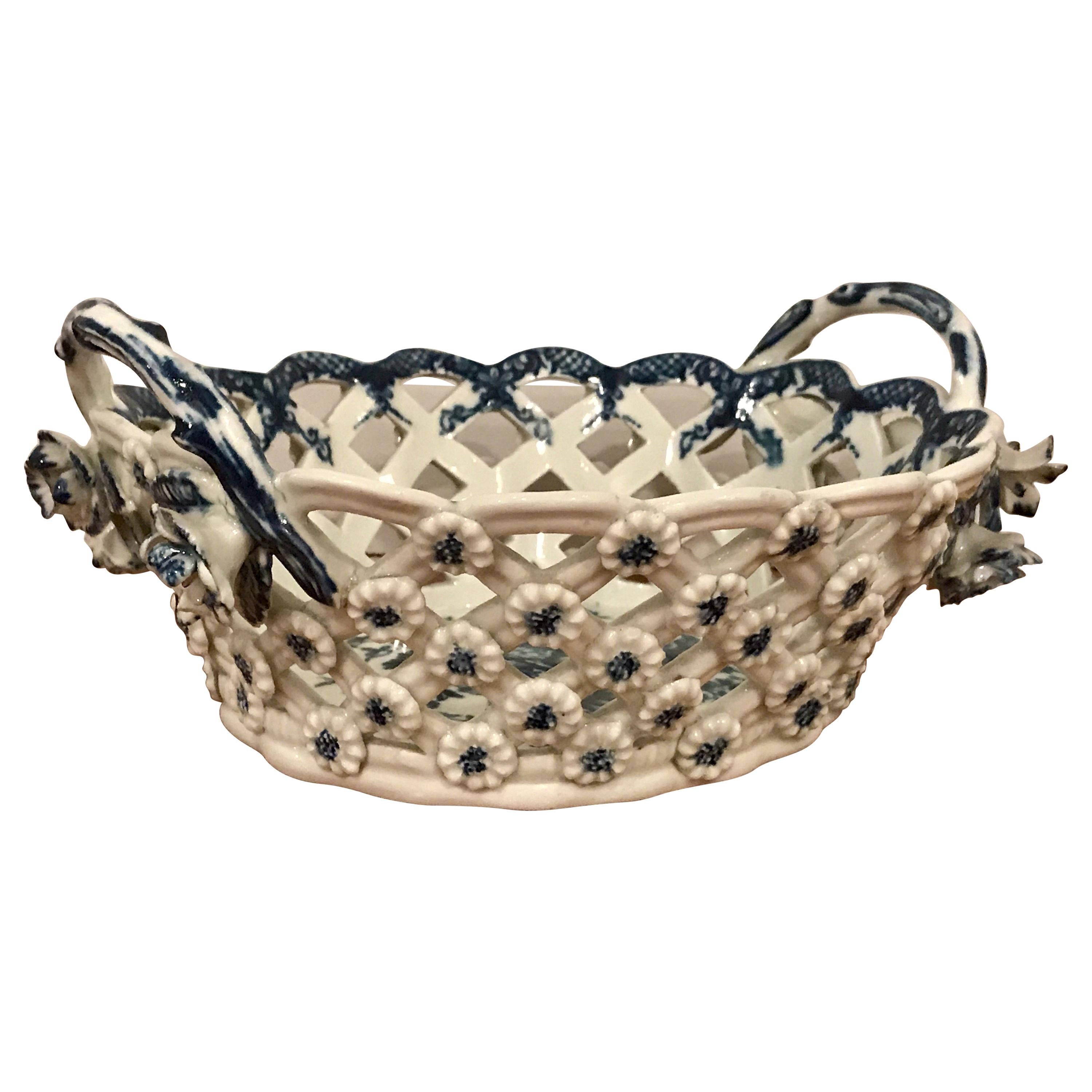 Dr. Wall Period Worcester Porcelain Blue and White Basket For Sale