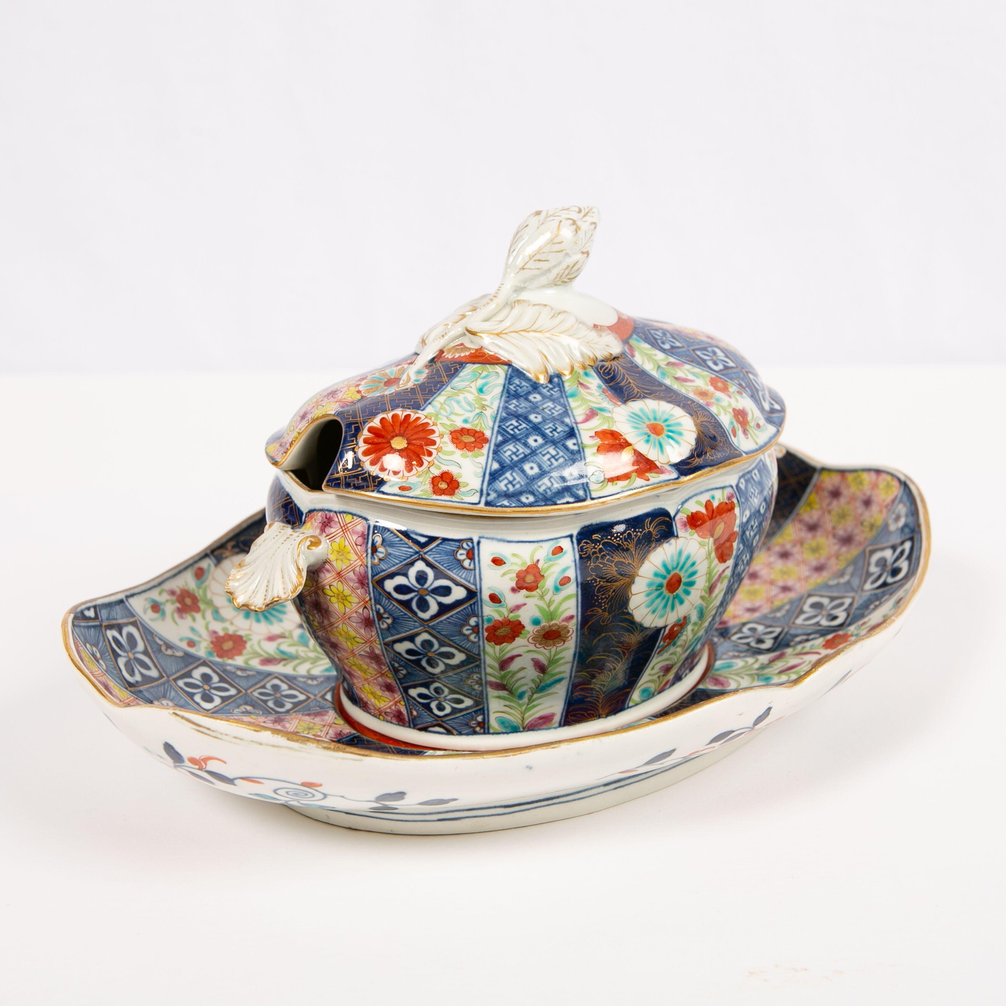Dr. Wall Worcester Porcelain Mosaic Pattern Sauce Tureen and Stand Made 3