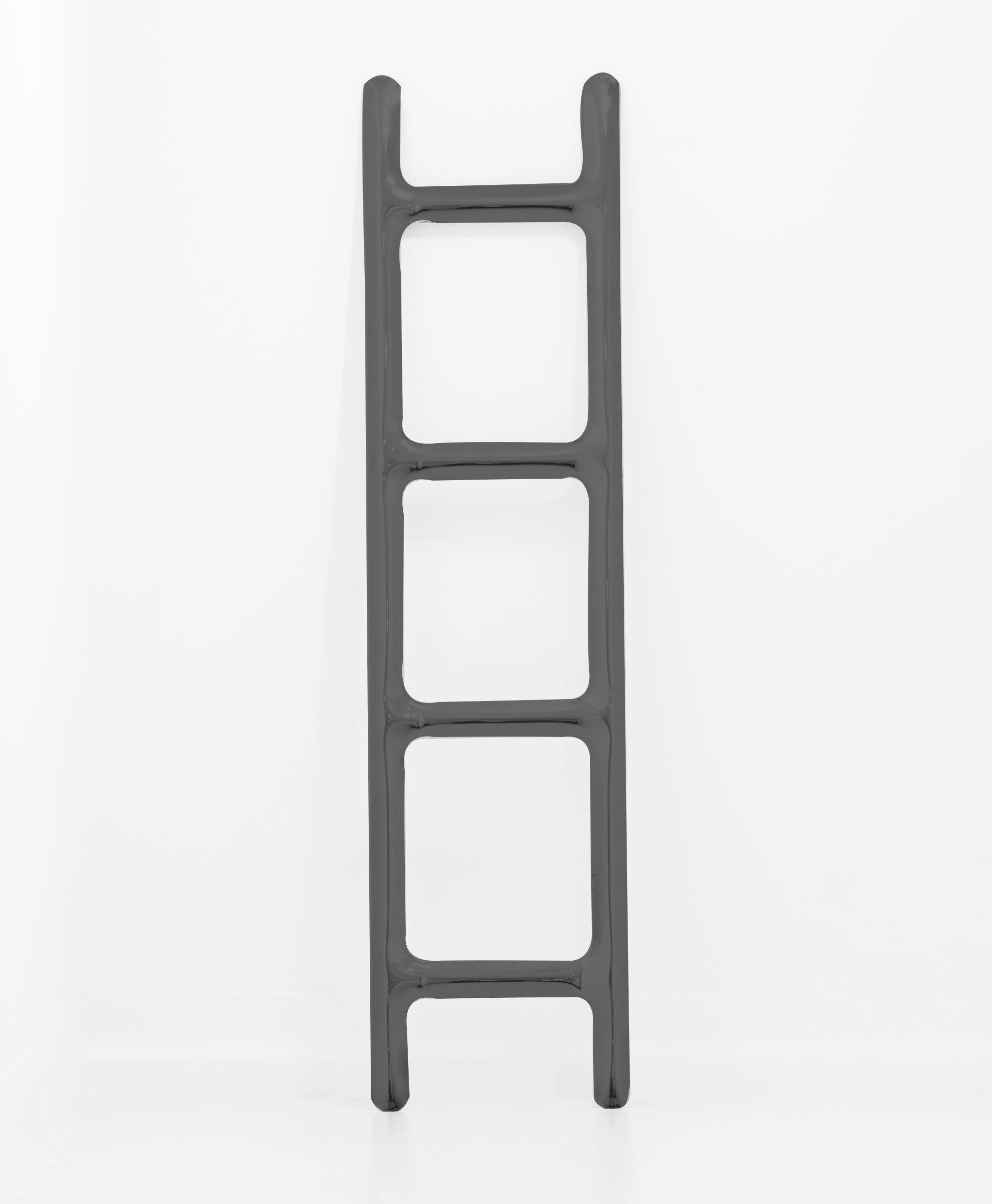 Drab mirror is a part of a Drab ladder family, a new function to an frame. 
The inflation effect not so obvious, yet it is highlighted in the convexity this simple form.