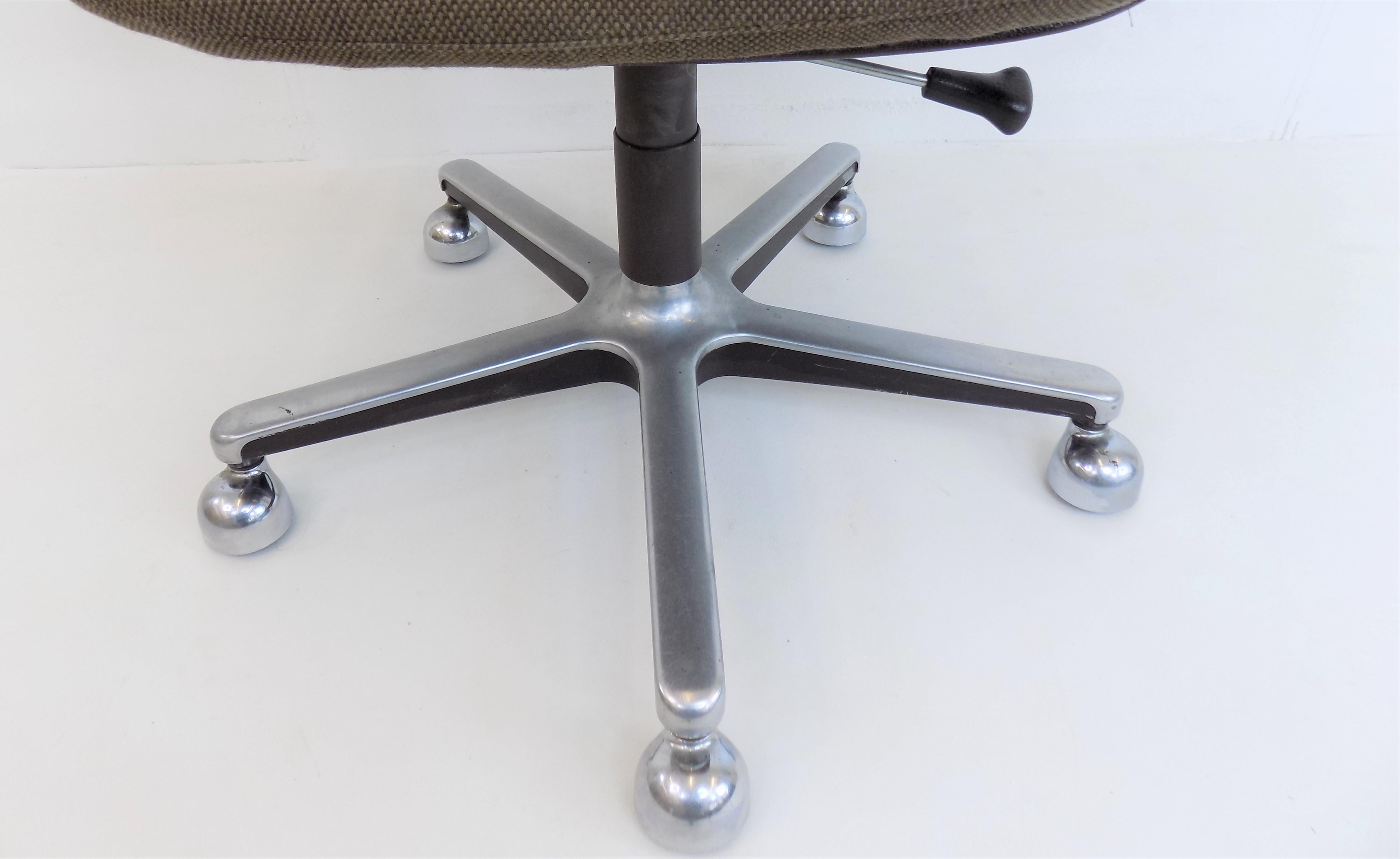 Drabert Concept Office Chair 8