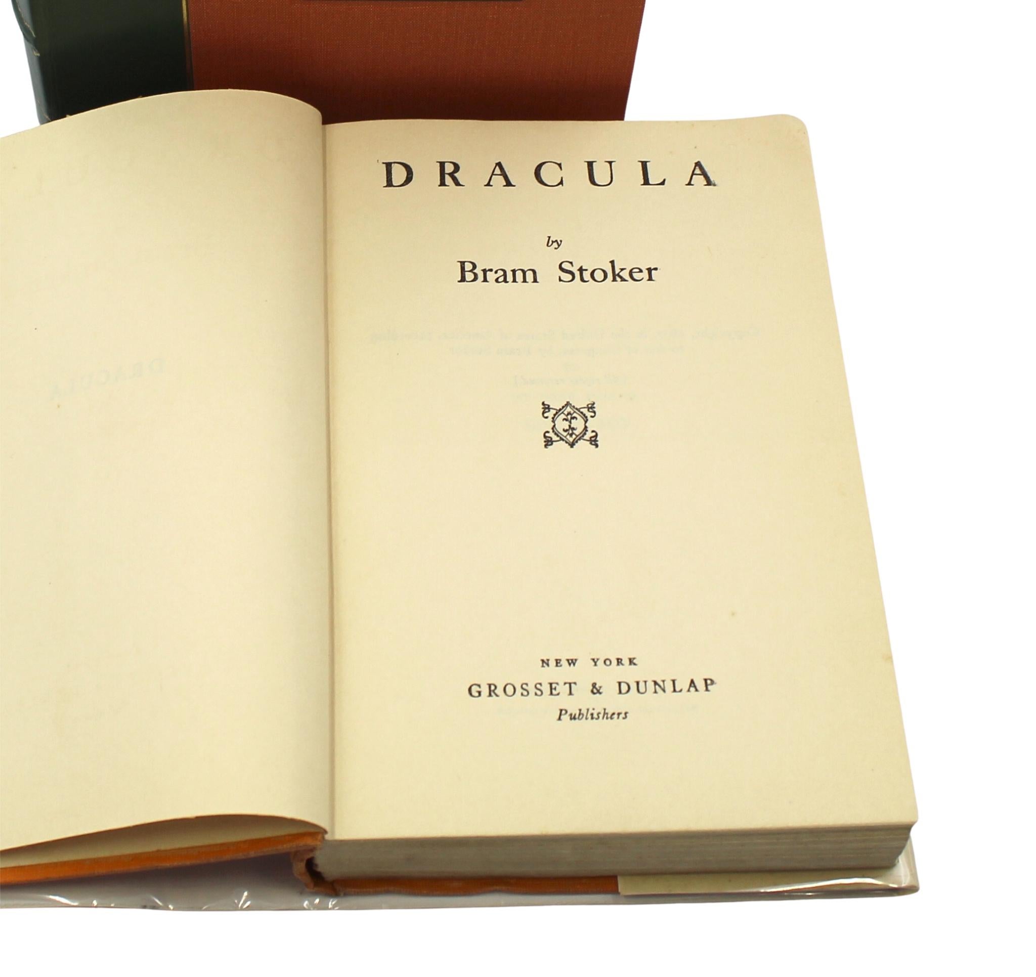 Dracula by Bram Stoker, First Grosset & Dunlap Edition, 1927 In Good Condition For Sale In Colorado Springs, CO