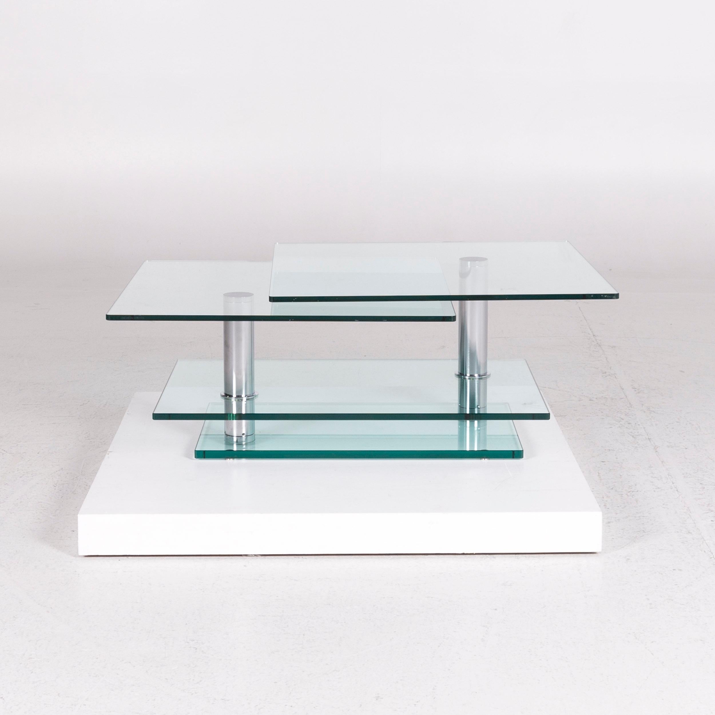 We bring to you a Draenert Imperial glass coffee table function movable table.

 

 Product measurements in centimeters:
 

 Depth 70
 Width 105
 Height 39.





 