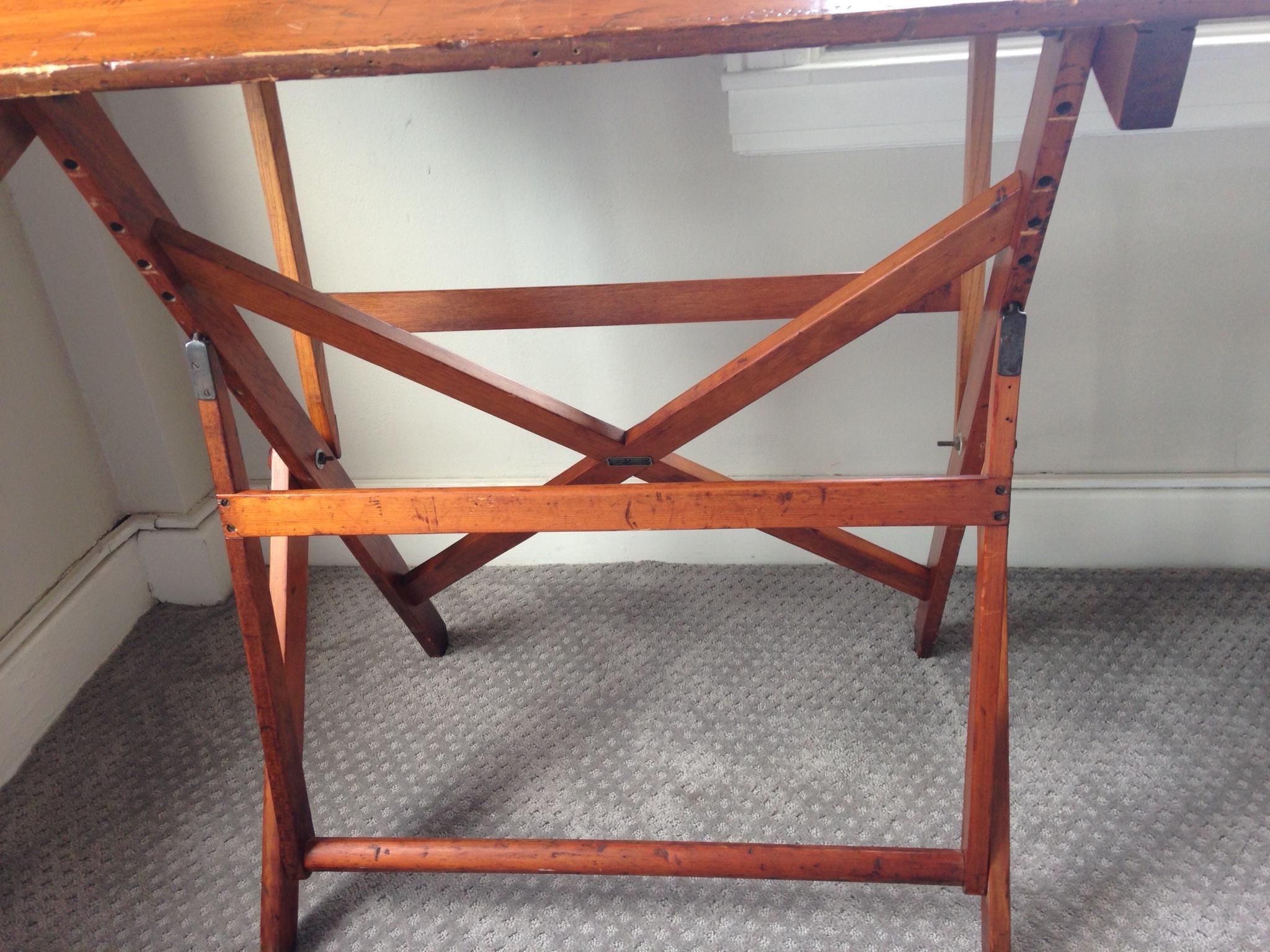 Drafting Table by Keuffel Esser, of Southern Plantation Pine, circa 1900s In Good Condition For Sale In Madison, WI
