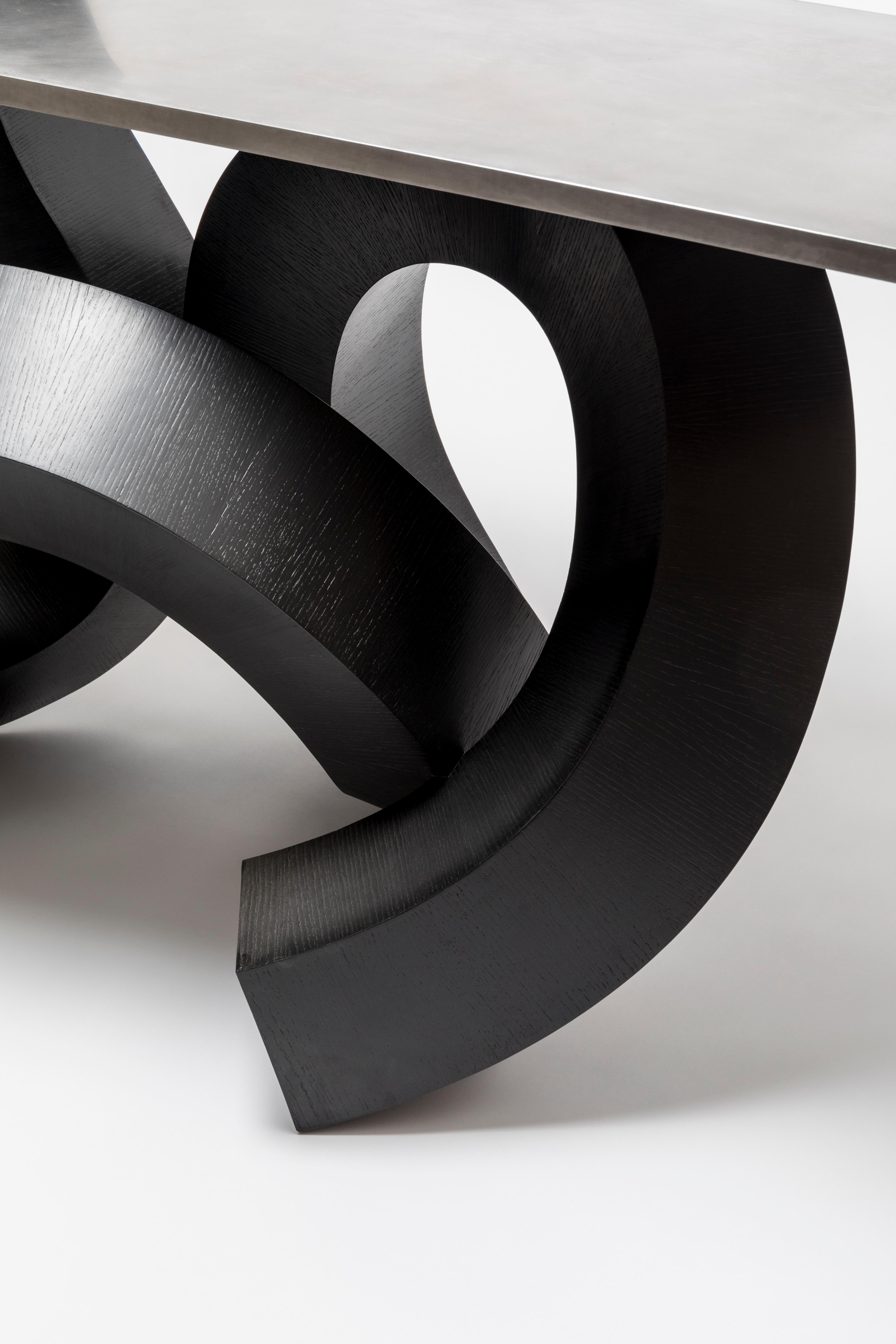 Table console ou table de couloir dragon en contreplaqué teinté noir et aluminium Neuf - En vente à Beverly Hills, CA