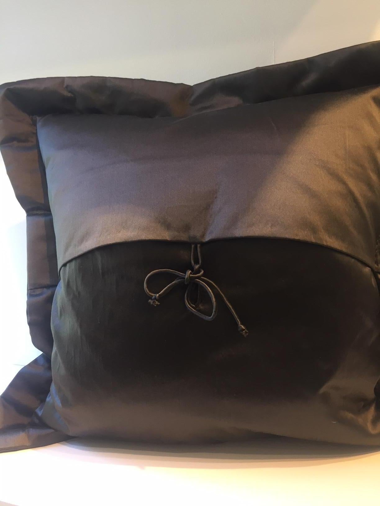 Ricamato Cuscino con design a drago in seta di colore marrone ricamato a mano