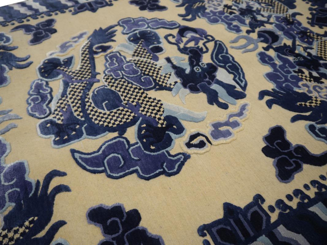 Dragon Design Rug Wool Silk Style of Chinese Imperial Kansu Carpet Blue Beige For Sale 6
