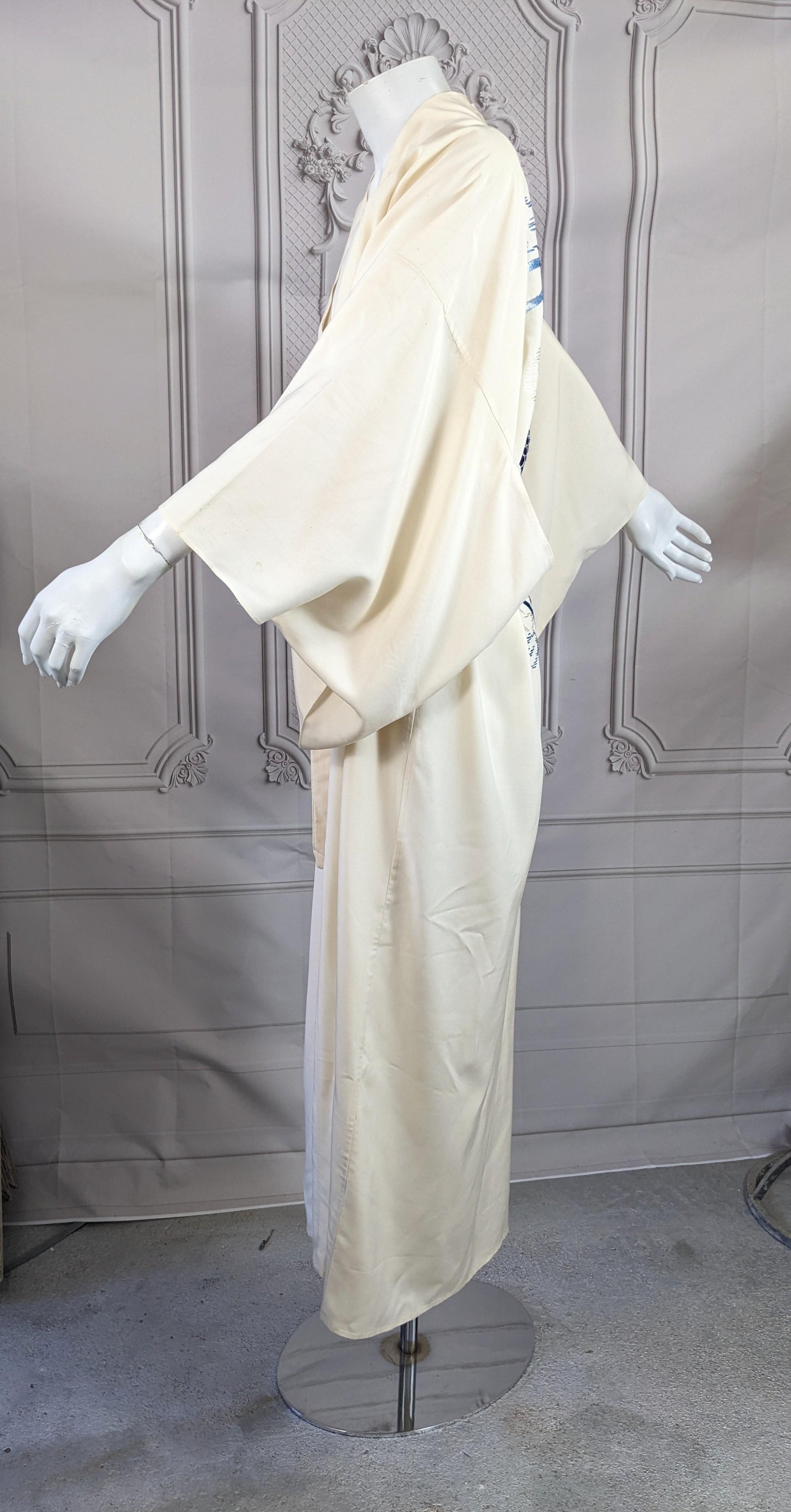 Women's or Men's Dragon Embroidered Kimono For Sale