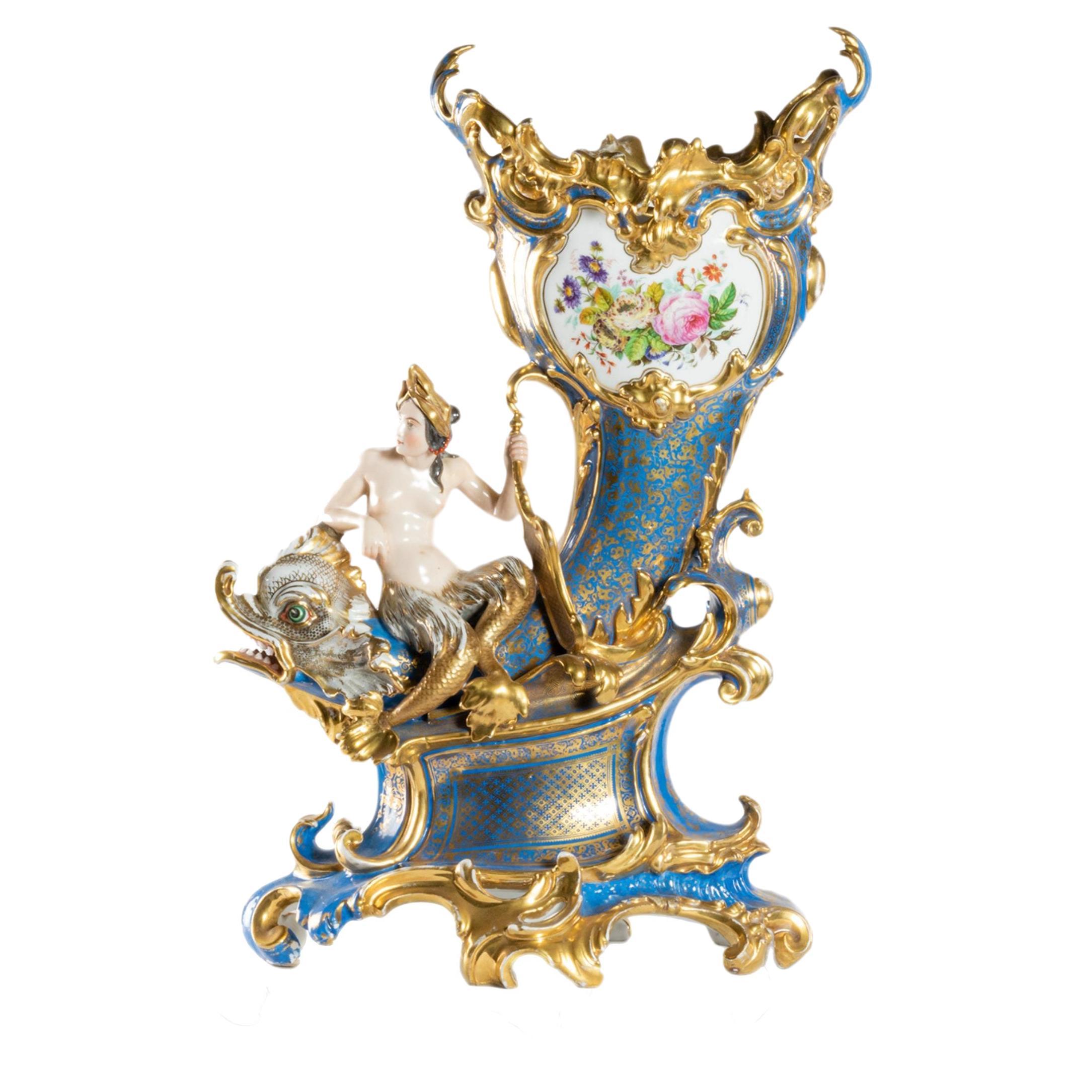 Dragon Golden Porcelain Vase Rococo style, 20th Century For Sale