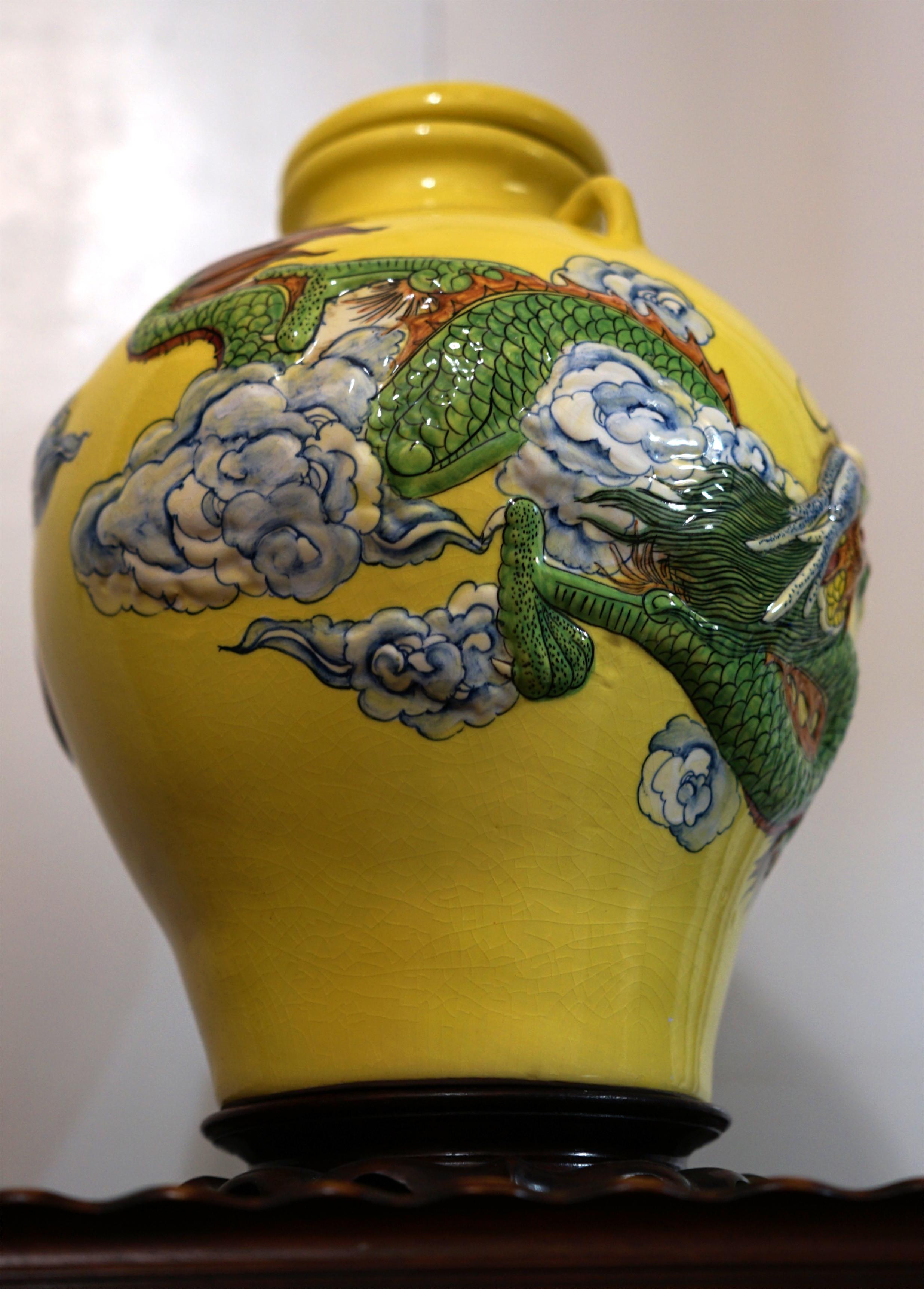 Chinese Export Dragon in Flight through Clouds on Large Yellow Jar For Sale