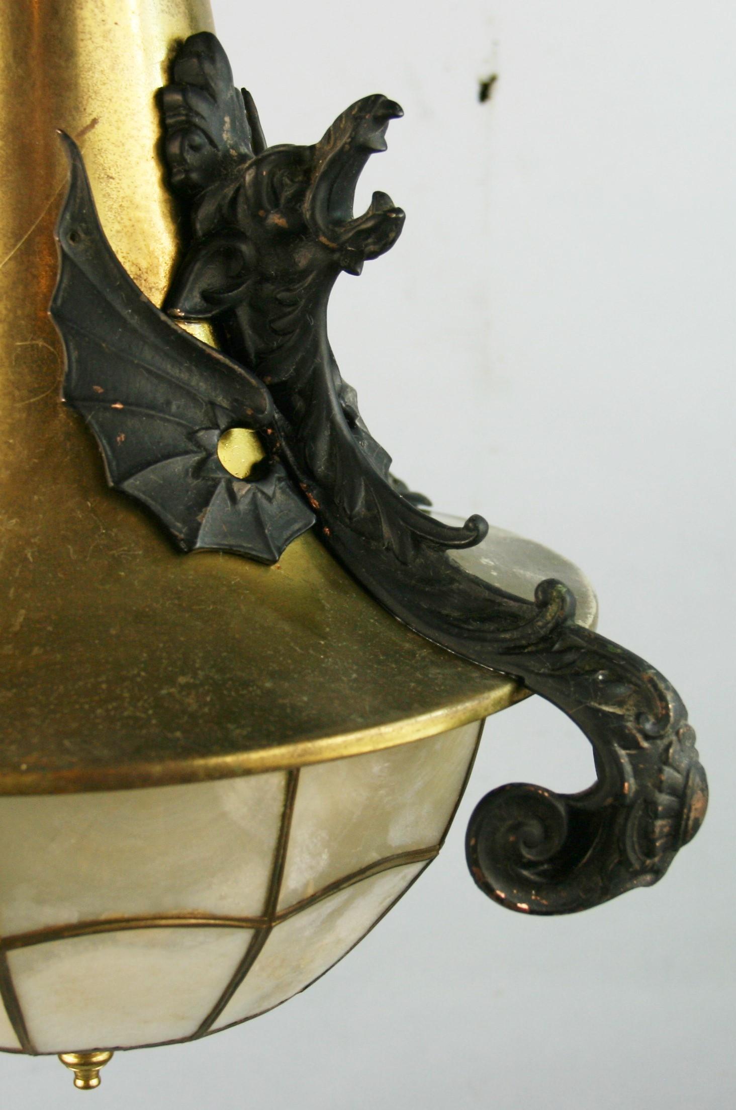 Cuivre Pendentif/Lanternes dragon avec abat-jour en coquillage Capiz en vente