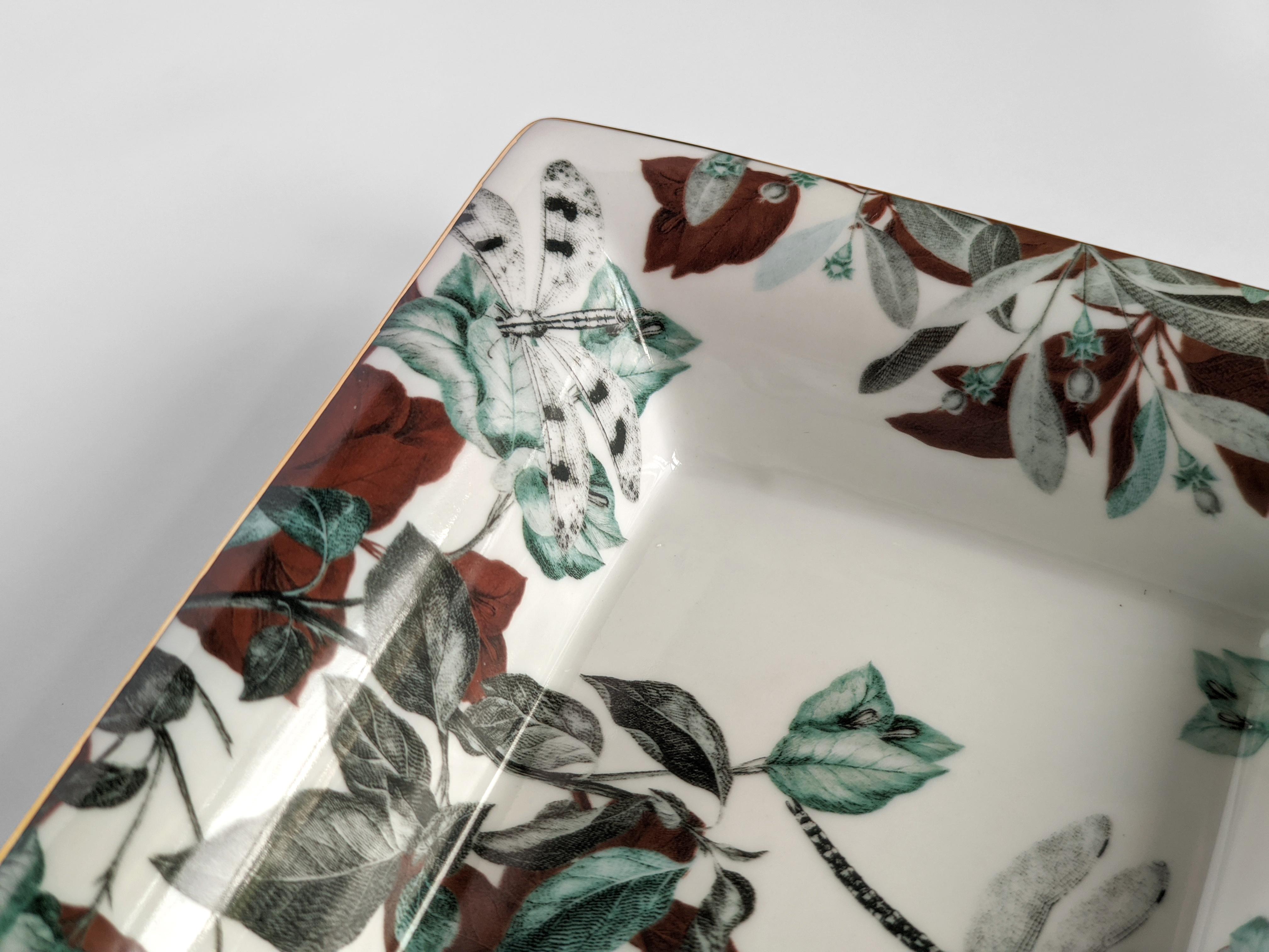 Dragon Pool, Contemporary Porcelain Pocket Emptier, Two Sizes, by Vito Nesta In New Condition For Sale In Milano, Lombardia