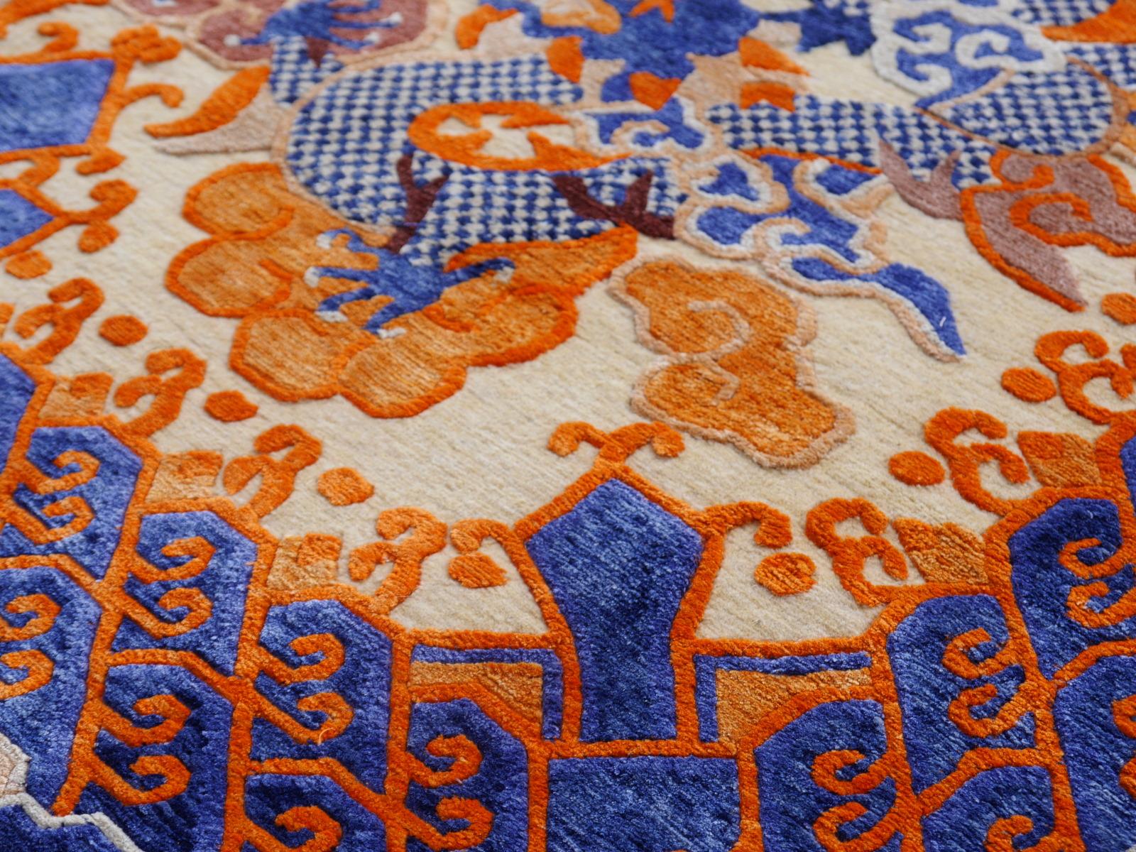 Tapis Kansu chinois ancien en laine et soie avec 5 dragons à griffes en vente 6