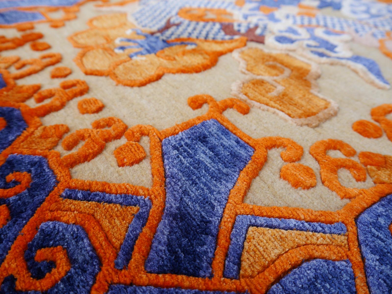 Tapis Kansu chinois ancien en laine et soie avec 5 dragons à griffes en vente 10