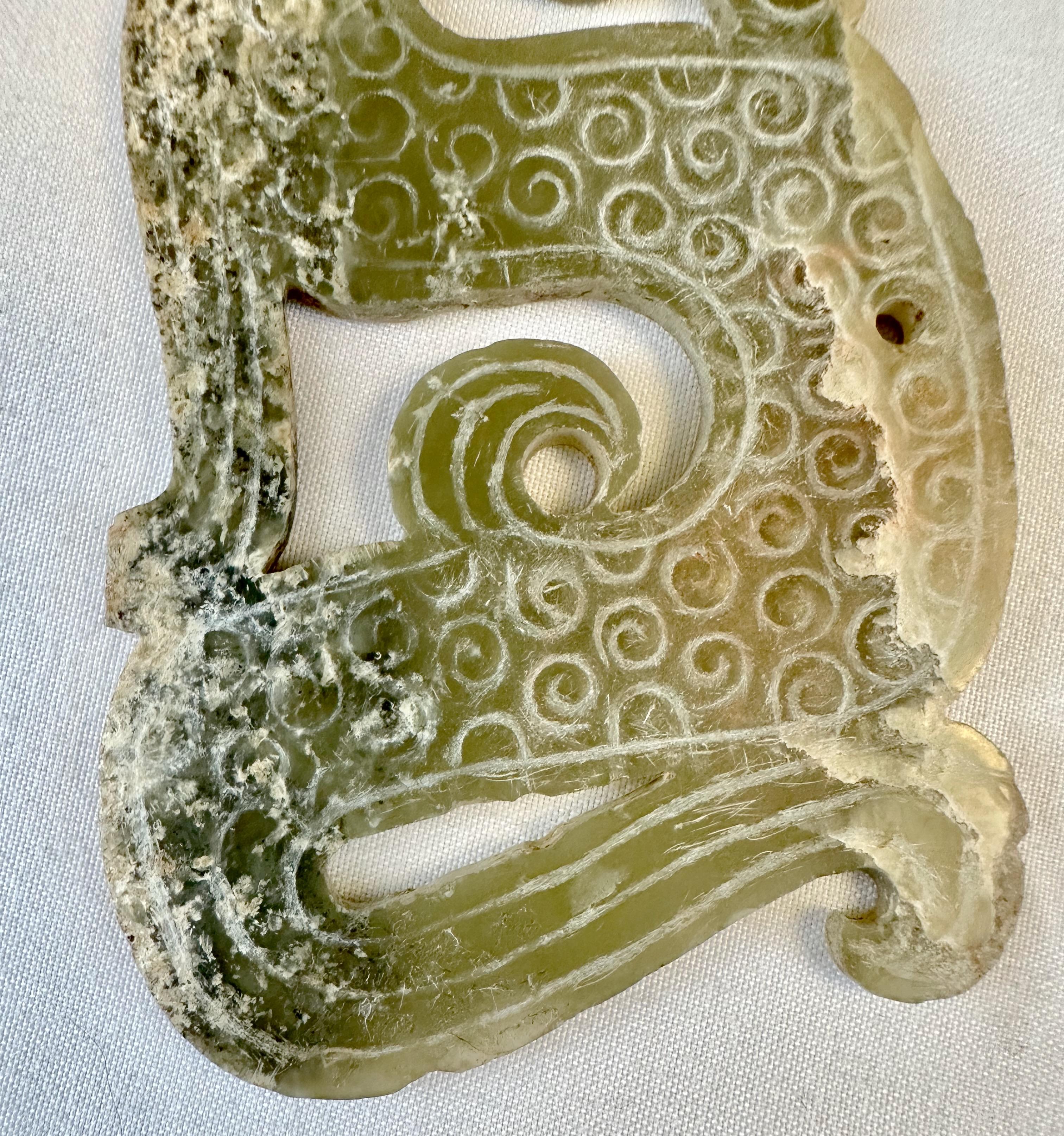 Dragon-Shaped Jade Pendant, Eastern Zhou Dynasty 4