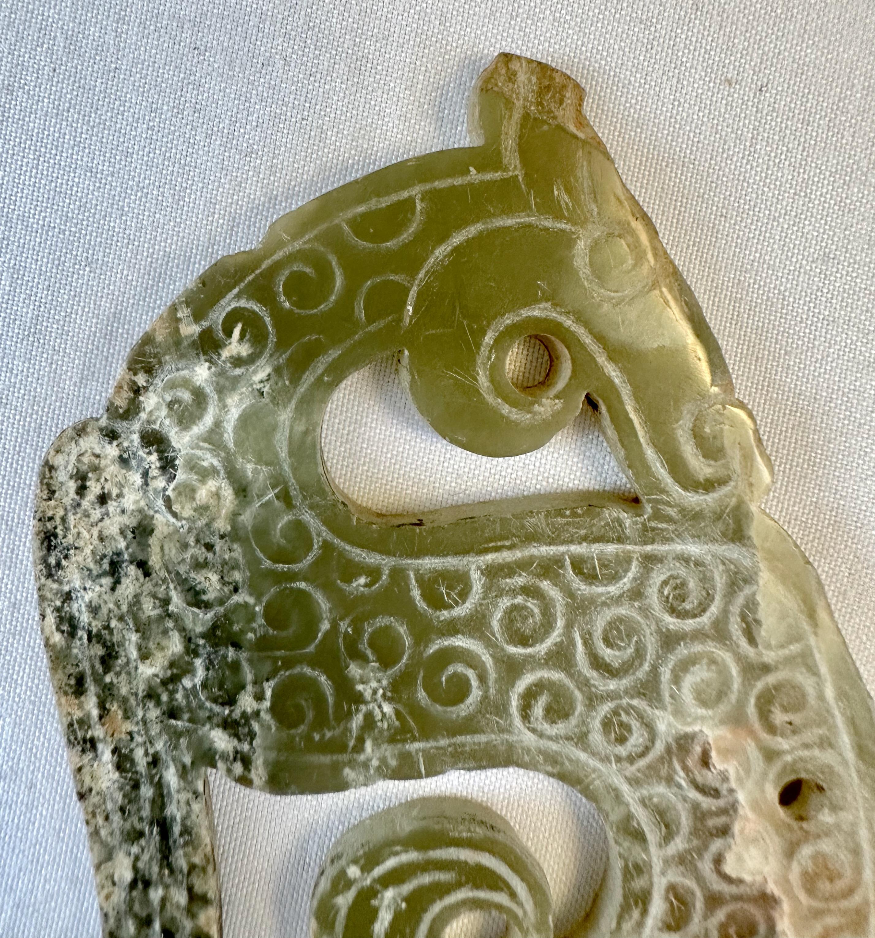 Dragon-Shaped Jade Pendant, Eastern Zhou Dynasty 2