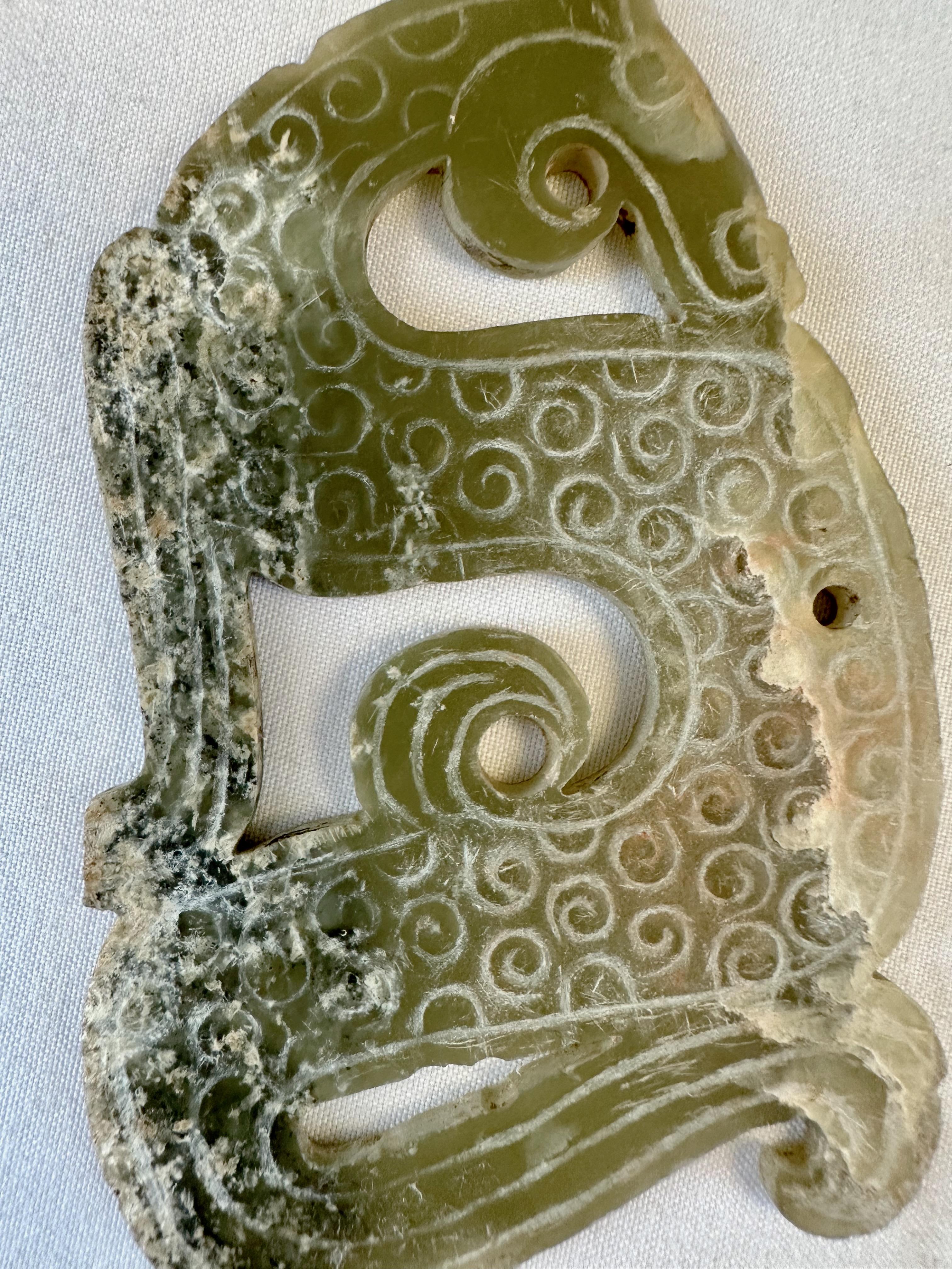 Dragon-Shaped Jade Pendant, Eastern Zhou Dynasty 3