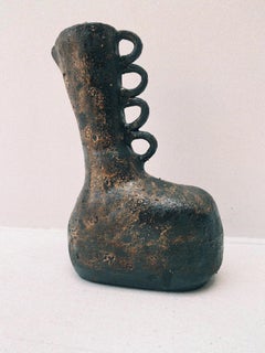 Dragon Vase II by Oikos Estudio