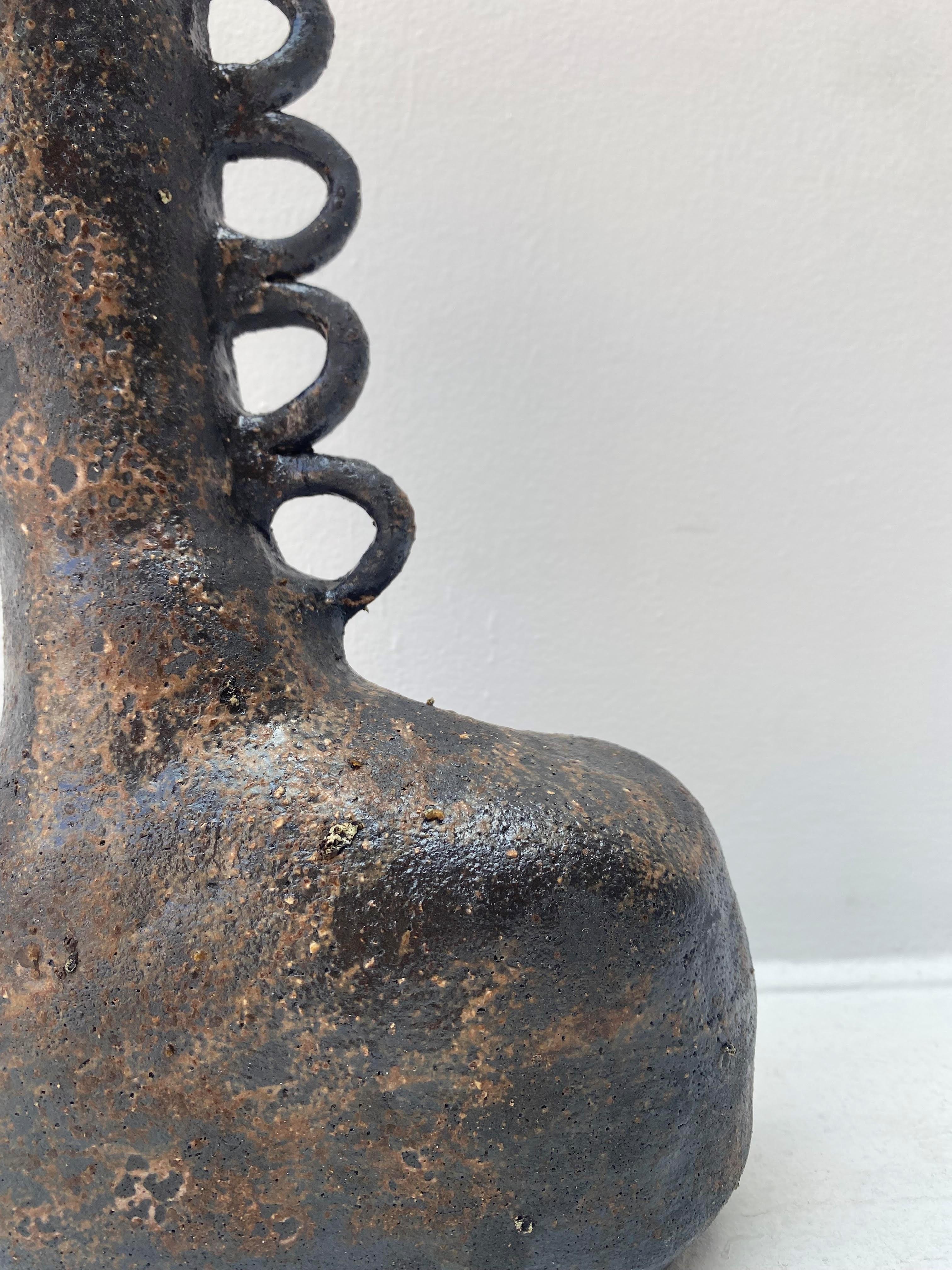 Moderno Vaso Dragon II di Oikos Estudio in vendita