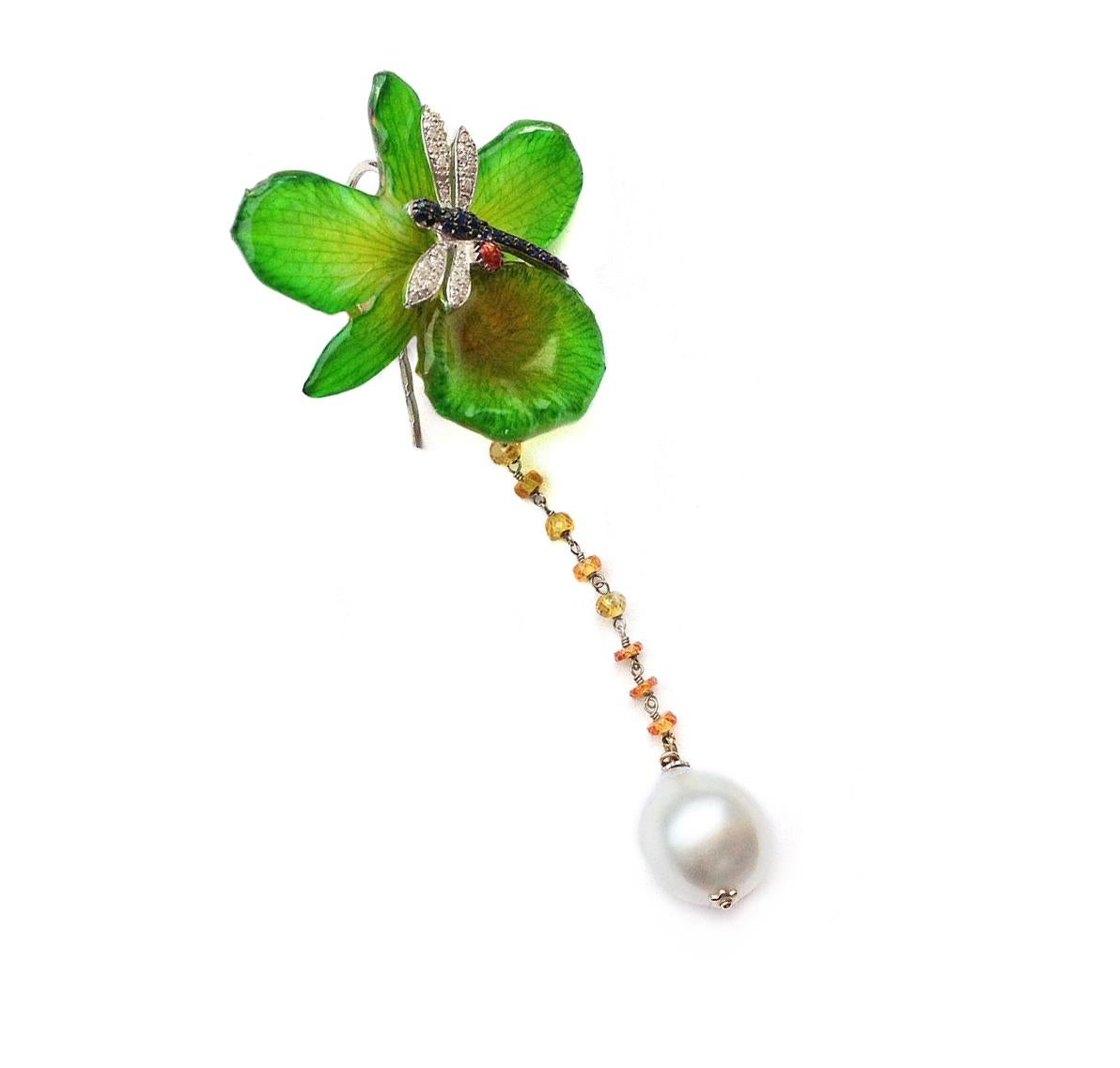 Round Cut Contemporary 18 Karat Gold Green Orchid Pearl Diamond and Sapphire Drop Earrings For Sale