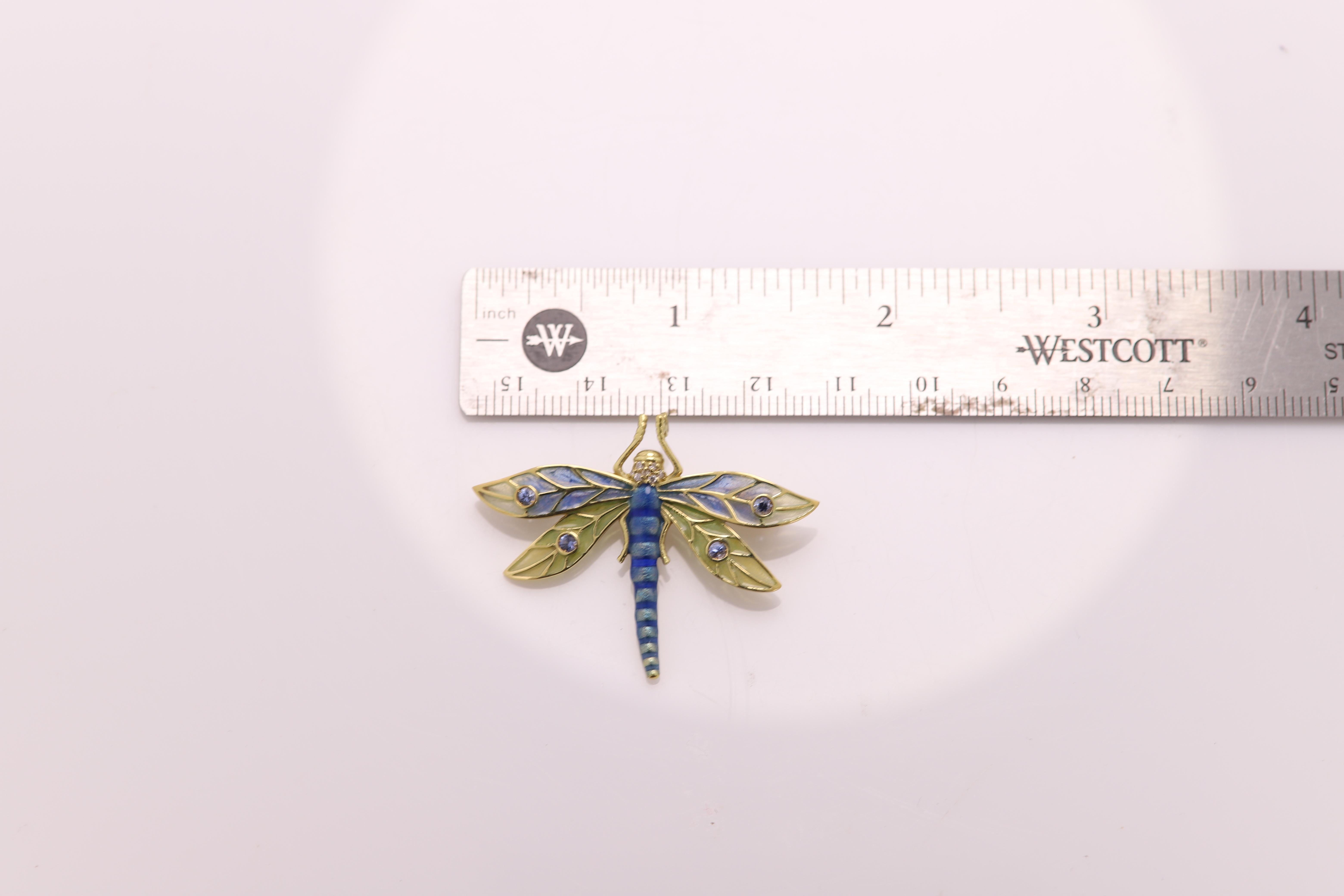 VINTAGE DRAGONFLY BROOCH PIN / NECKLACE
HAND MADE IN SPAIN WITH BRILLIANT COLORS OF ENAMEL
18K Yellow Gold
5.7 GRAMS
4 blue sapphire and & small diamonds
1.5' Inch wide
Can be used as a pendant - chain not included
Included - gift box & Appraisal /