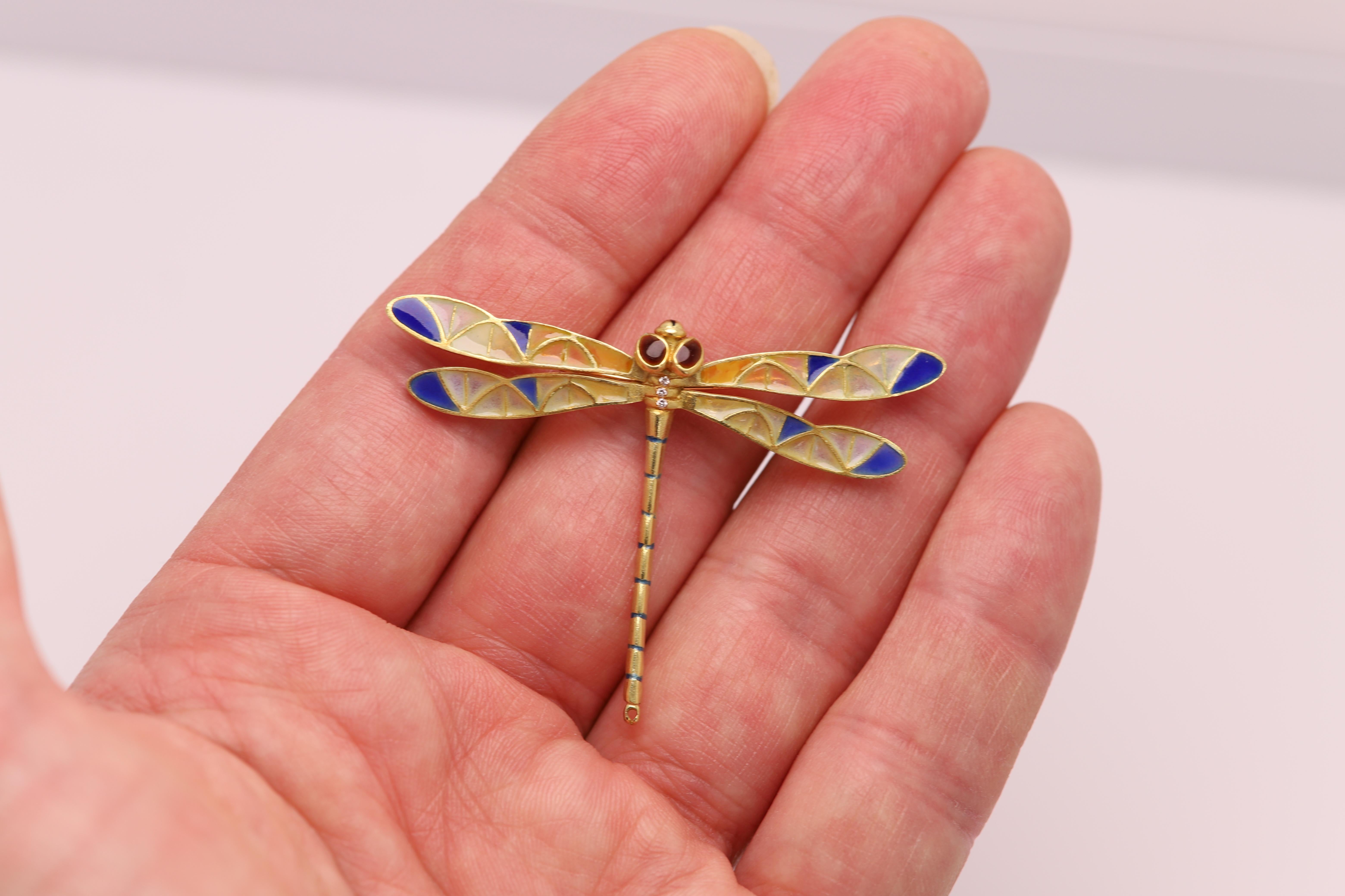 Dragonfly Brooch Pin Necklace Enamel 18 Karat Gold 'Pendant' In Excellent Condition For Sale In Brooklyn, NY