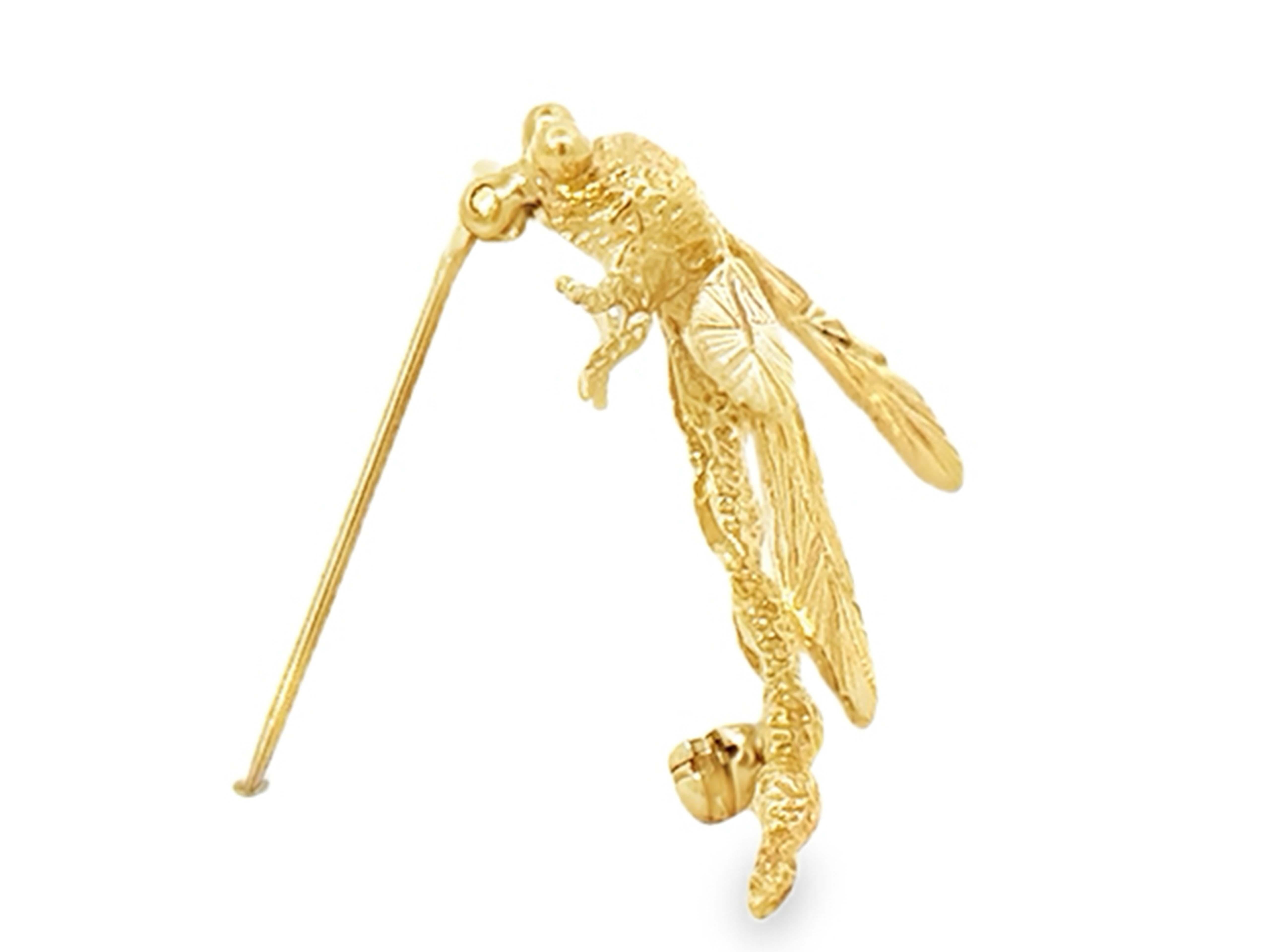 Dragonfly Brooch Solid 14k Yellow Gold For Sale 1