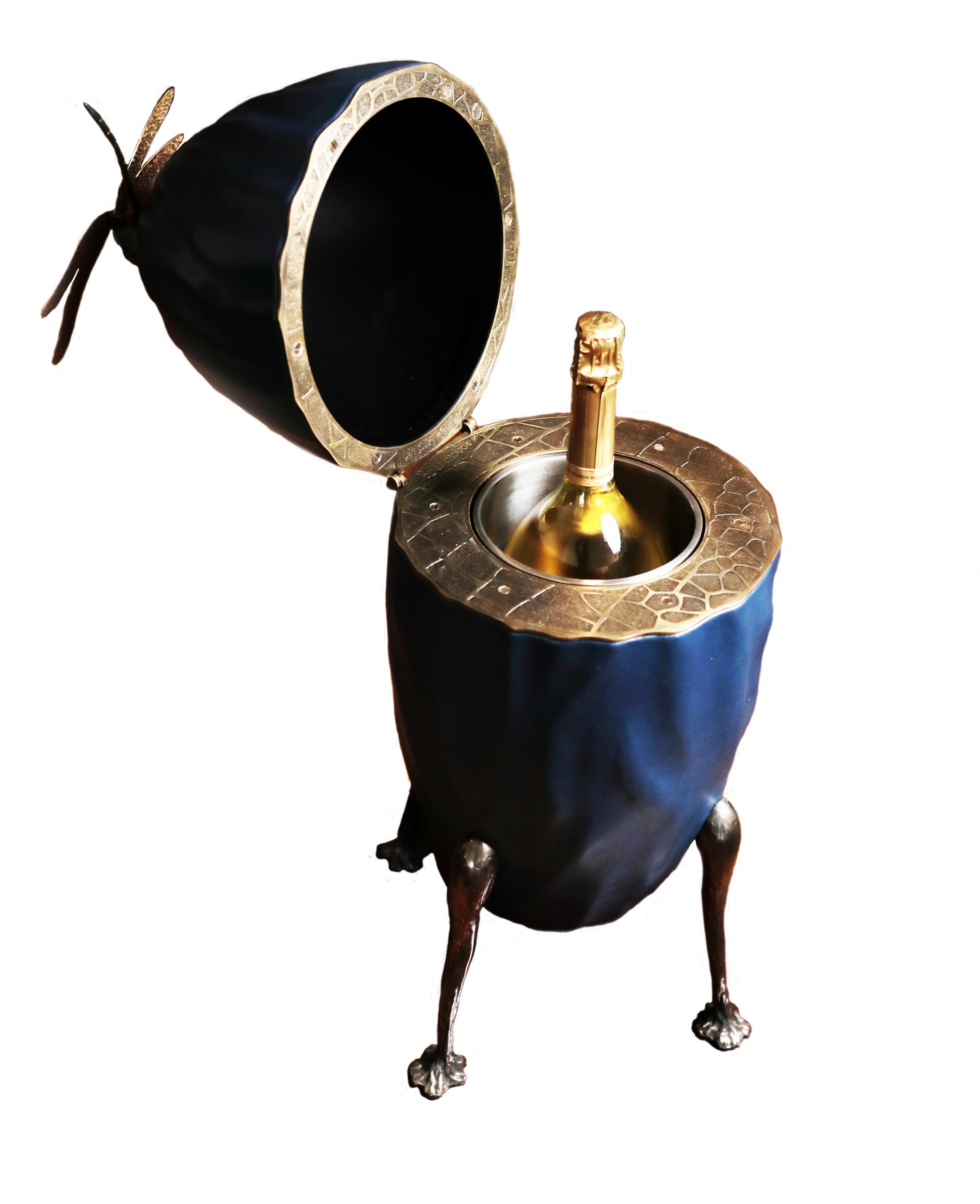 Eiskübel mit Libellenkühler für Champagner Magnum (1,5L) und Wein (Moderne) im Angebot