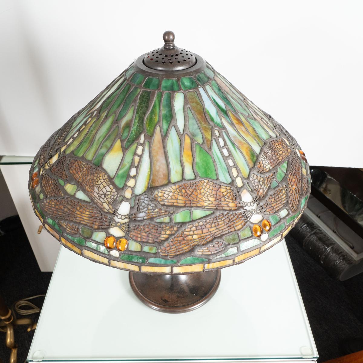 Dragonfly Motif Table Lamp in the Style of Lalique In Good Condition For Sale In Tarrytown, NY