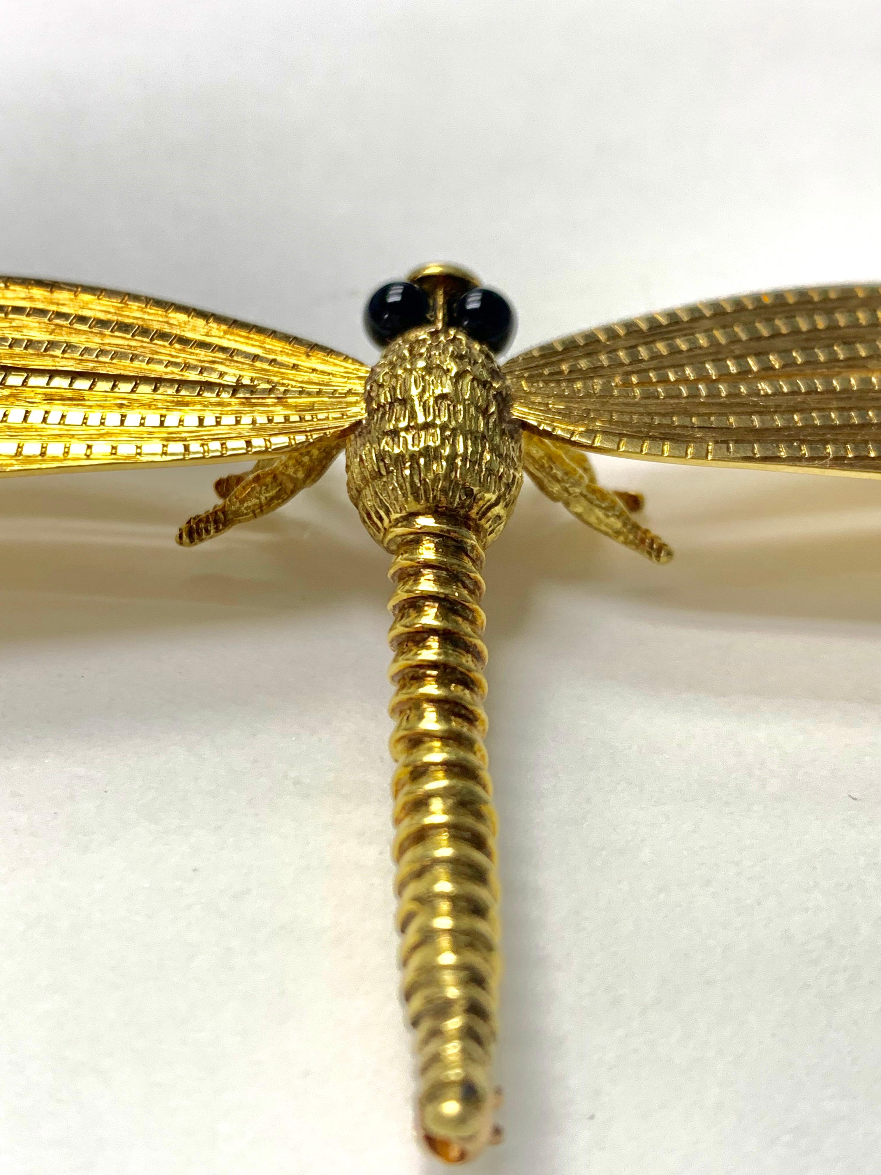 Women's or Men's Dragonfly Onyx and 18 Karat Yellow Gold Pin For Sale