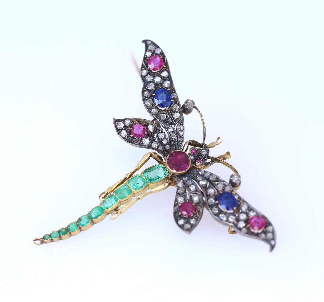 Dragonfly Pendant Pin Brooch Rubie Emeralds Diamonds Gold Magazine, 1900 For Sale 3