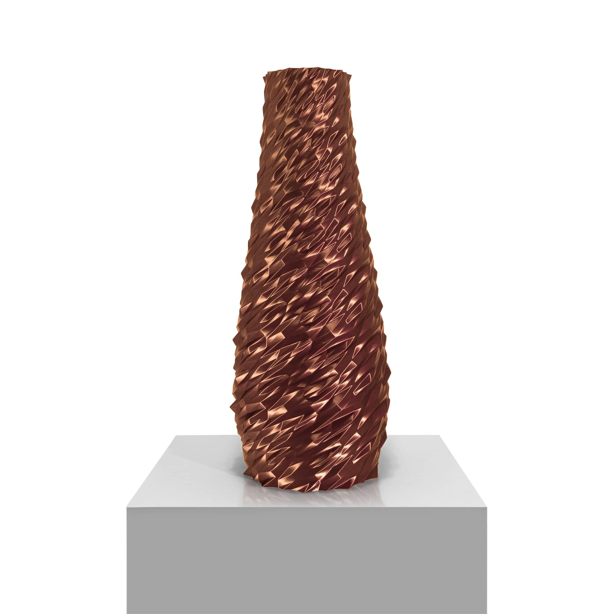 Vase-Sculpture by DygoDesign
Inspired by the textured and brilliant coat of a majestic dragon, this stupendous sculpture features a dynamic and impressive silhouette that is exquisitely pleasant to the touch. Fashioned of starch following