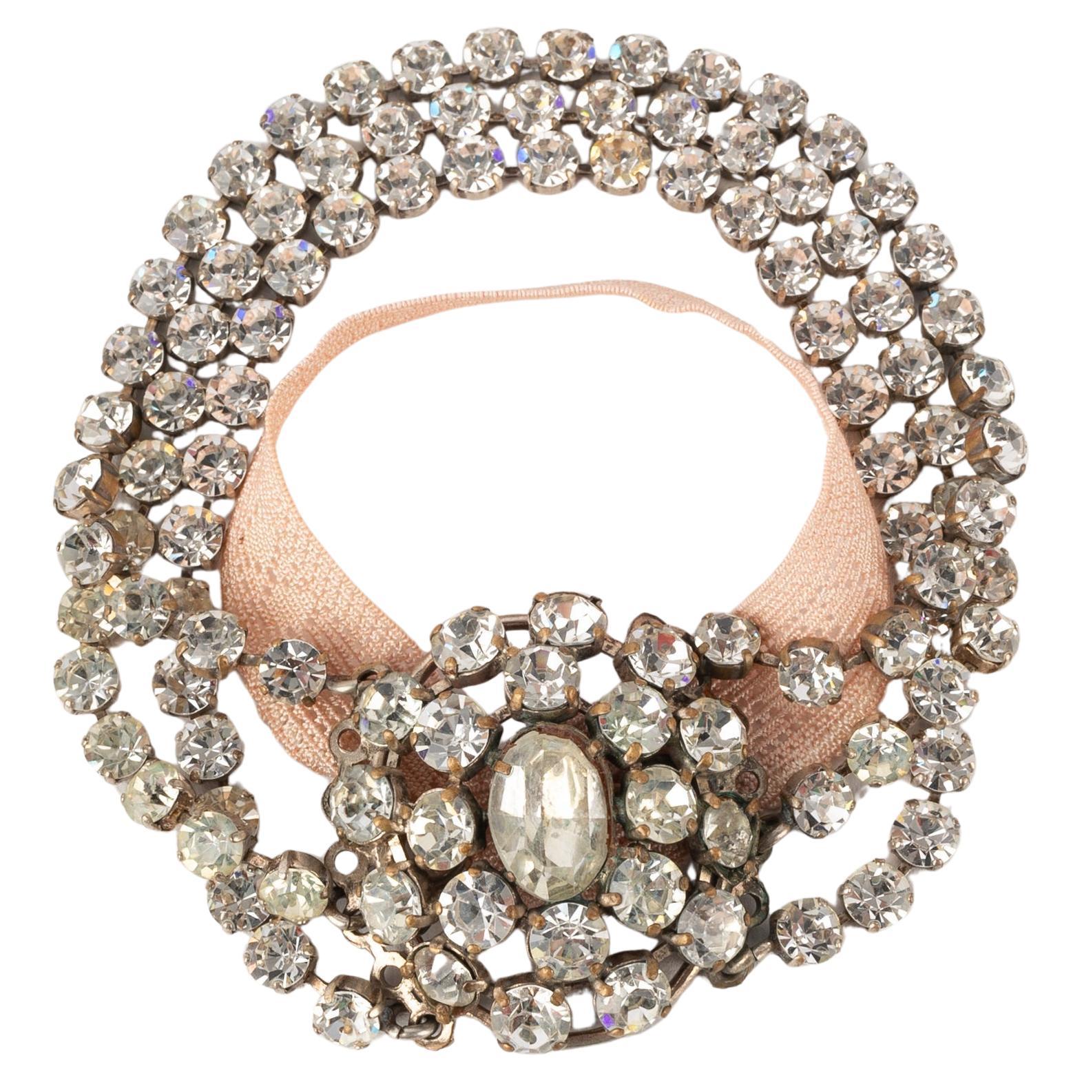 Bracciale da braccio drammatico con strass, anni '20