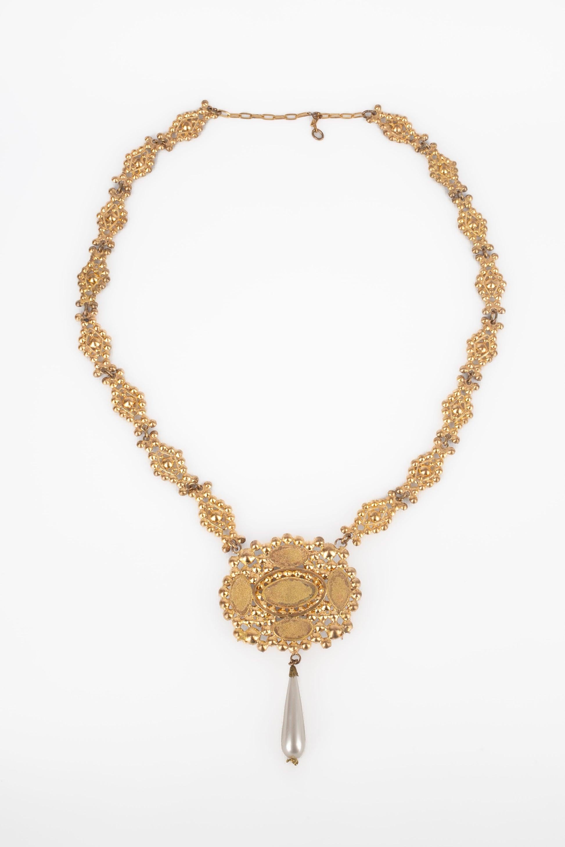 Drama Golden Metal Necklace, 20th Century For Sale 2