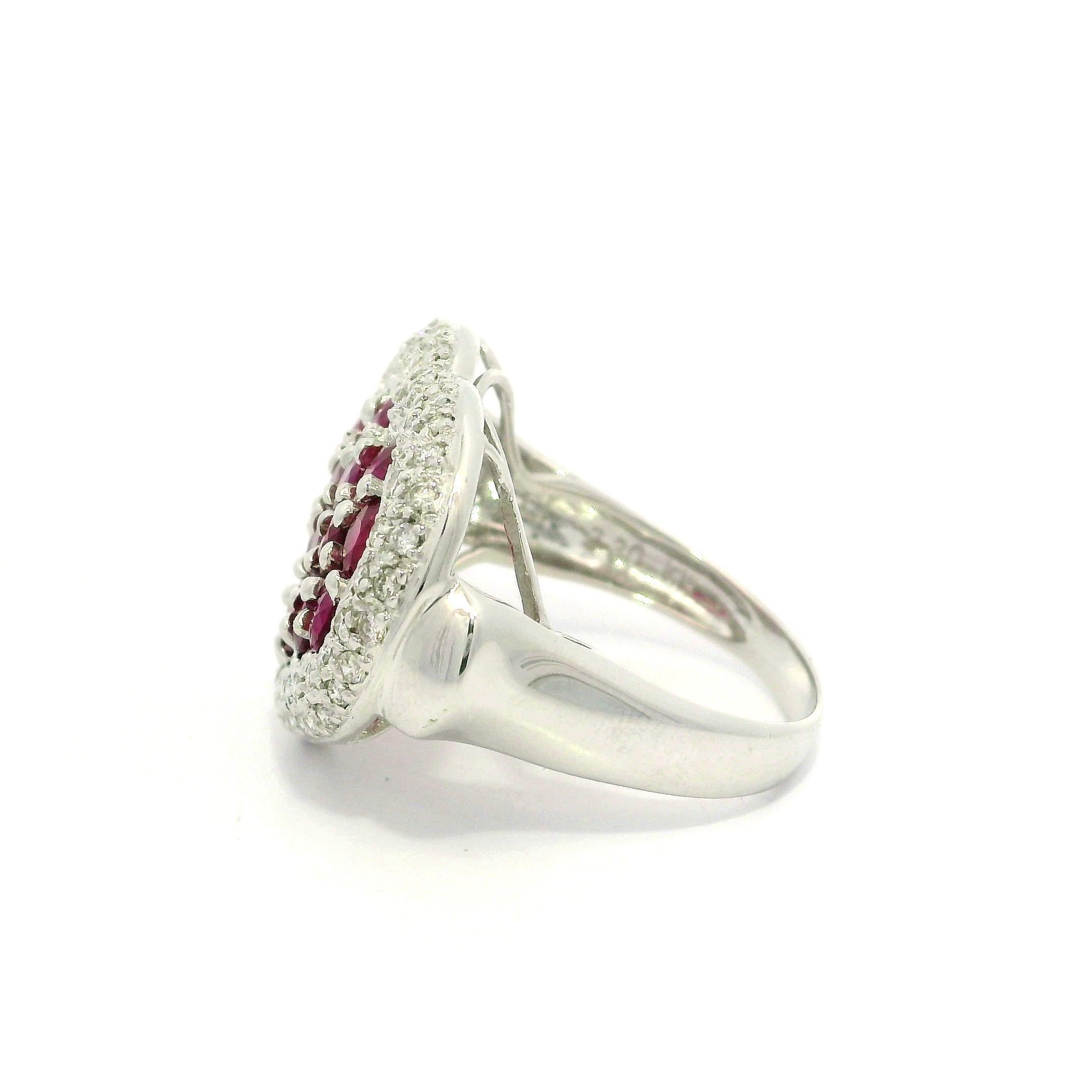 Drammatico anello a cuore in oro bianco 18k GIA con rubino rosso di Birmania e diamanti da 2,80ctw in vendita 4