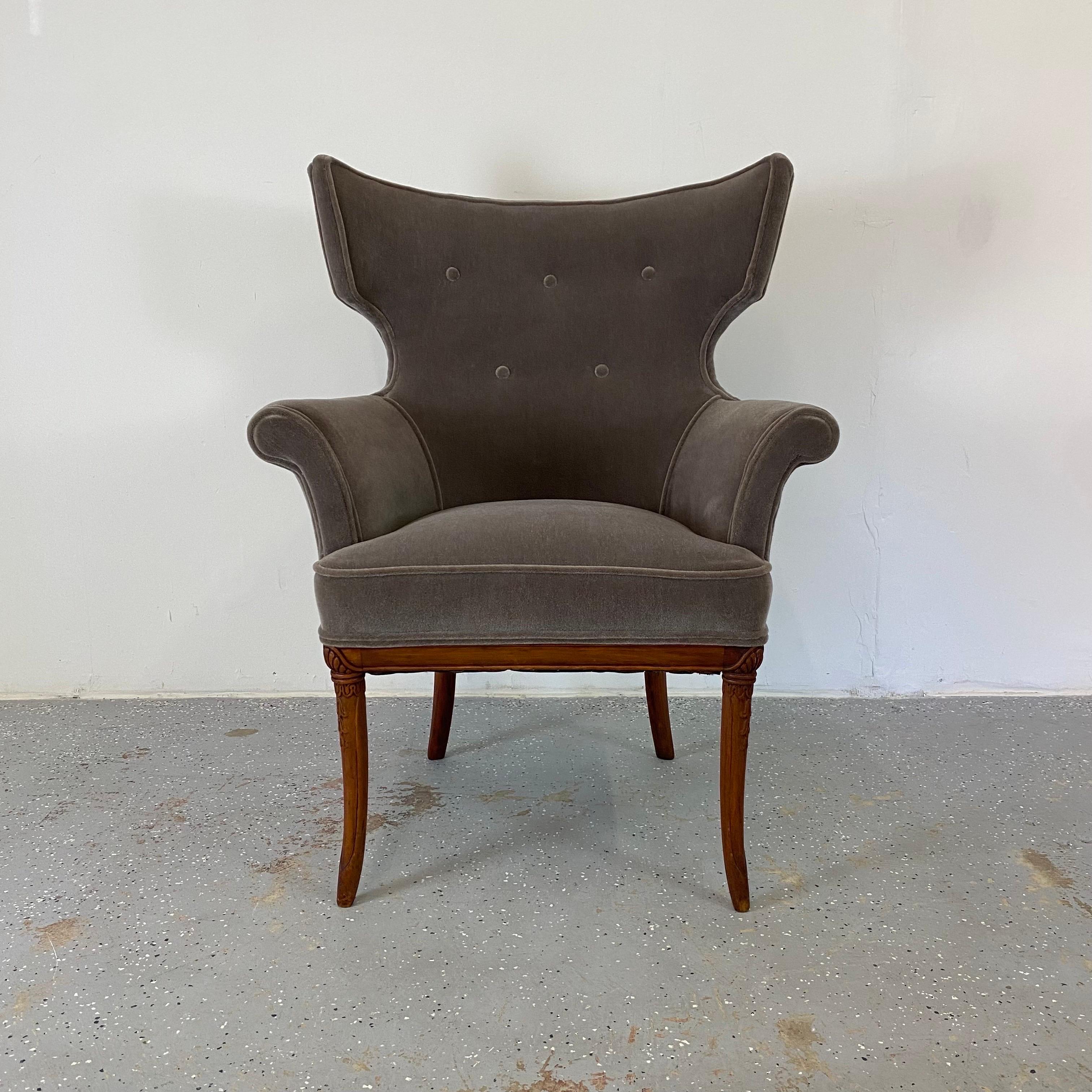 20th Century Dramatic Antique Wingback Armchairs, a Pair For Sale