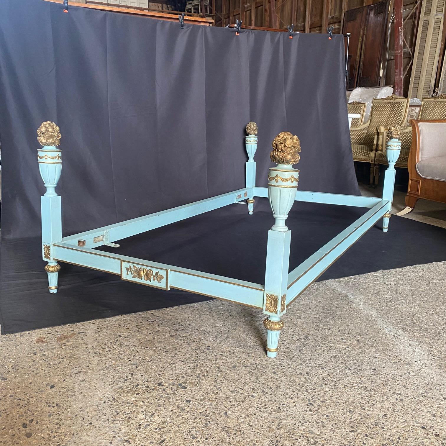 Dramatic French Louis XVI Painted Daybed or Twin Size Single Bed For Sale 9