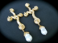Boucles d'oreilles spectaculaires en métal doré, verre et émail, ornées de perles pendantes, style tendance du XXIe siècle