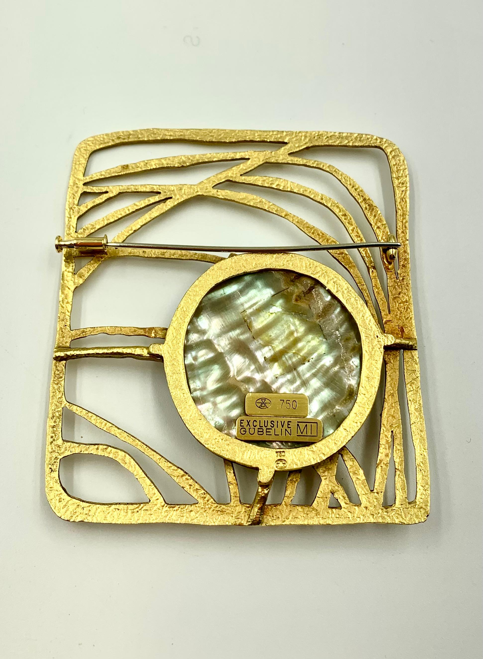 Dramatic Gubelin 1960's Gilbert Albert 18K Yellow Gold Abalone, Pearl Brooch in vendita 7