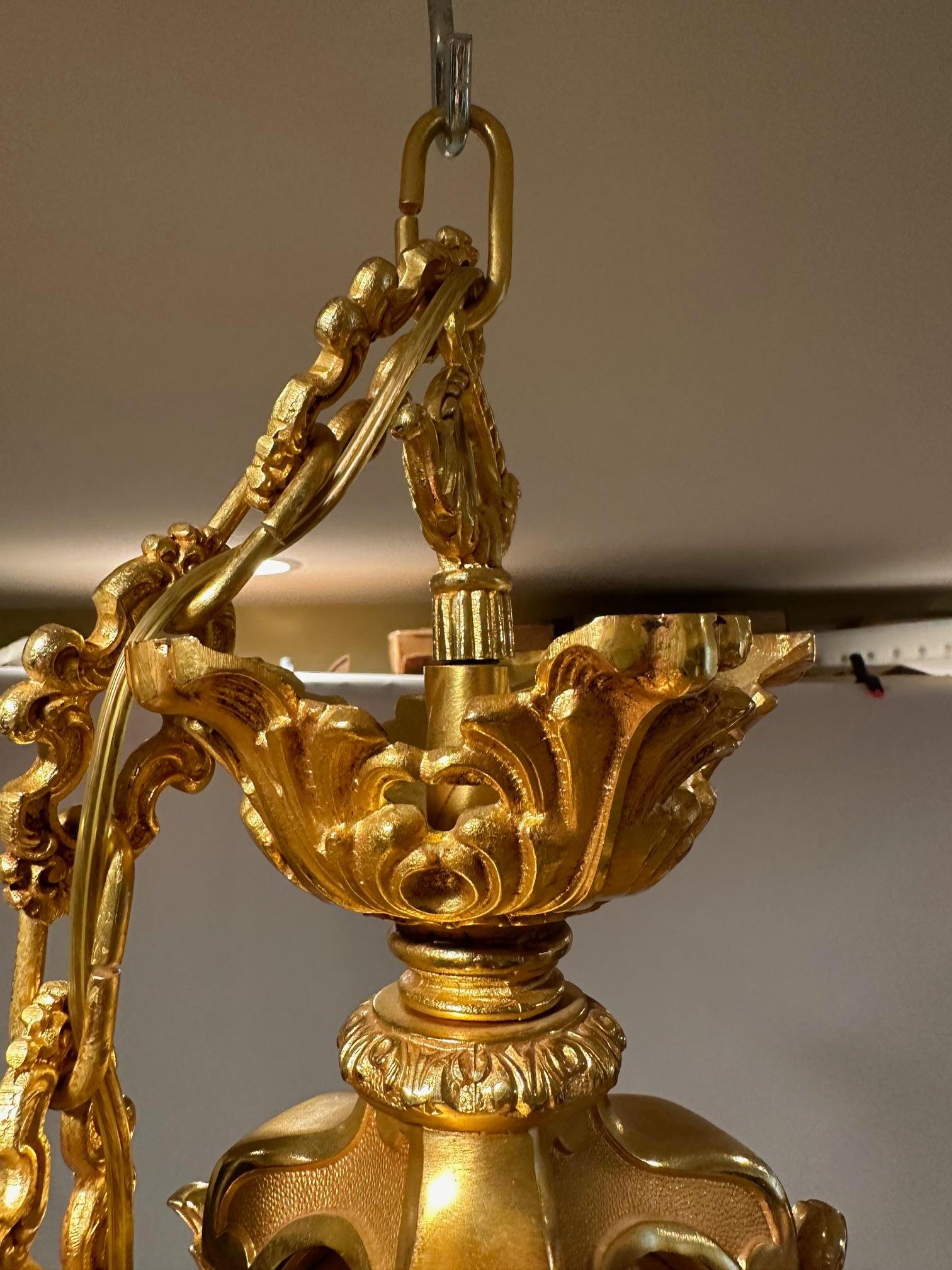 Bronzo Lampadario a 9 bracci Dramatic Large Bronze Dore in vendita